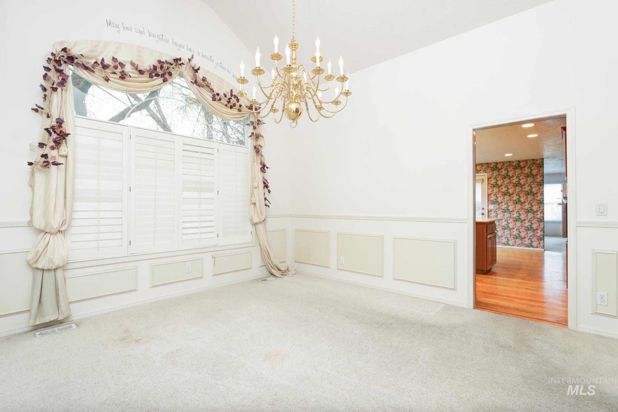 8037 W Innsbrook Ct, Boise, Idaho 83704, 3 Bedrooms, 2.5 Bathrooms, Residential For Sale, Price $620,900,MLS 98971348