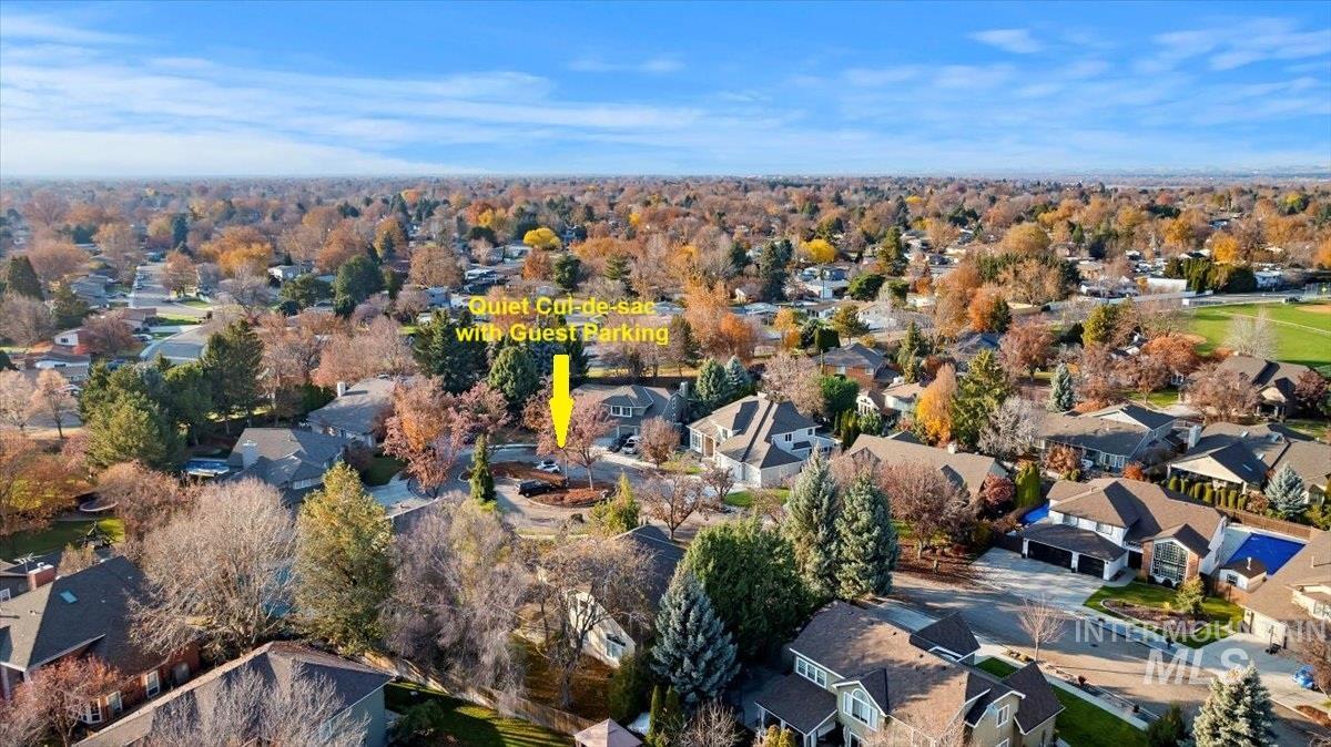 8037 W Innsbrook Ct, Boise, Idaho 83704, 3 Bedrooms, 2.5 Bathrooms, Residential For Sale, Price $620,900,MLS 98971348