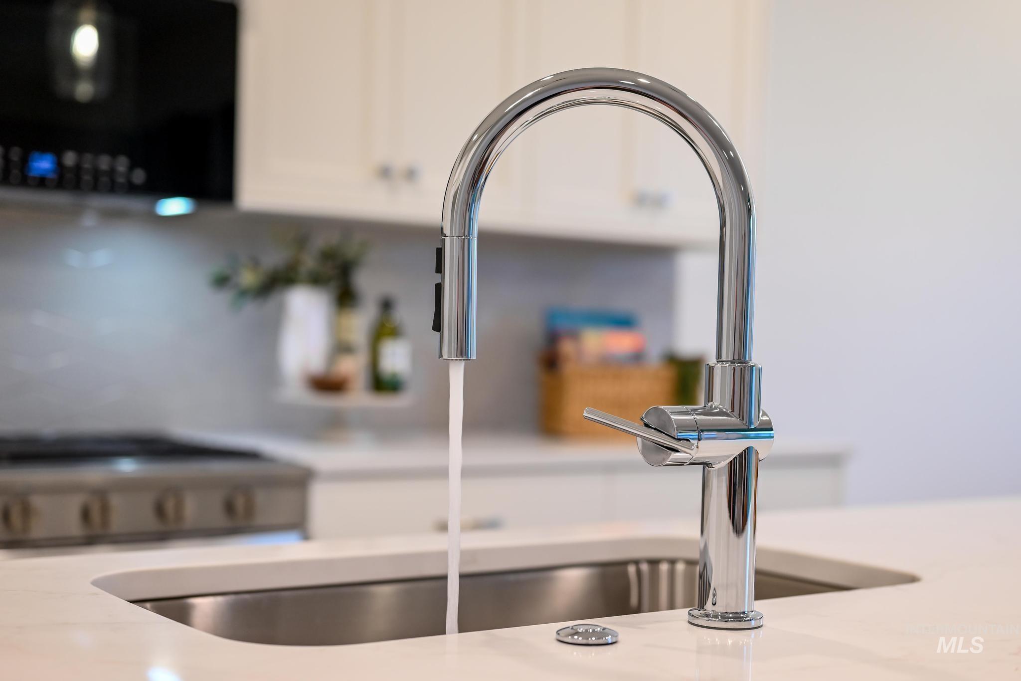 1851 W Blue Lightning St, Middleton, Idaho 83644, 3 Bedrooms, 2 Bathrooms, Residential For Sale, Price $424,000,MLS 98971350