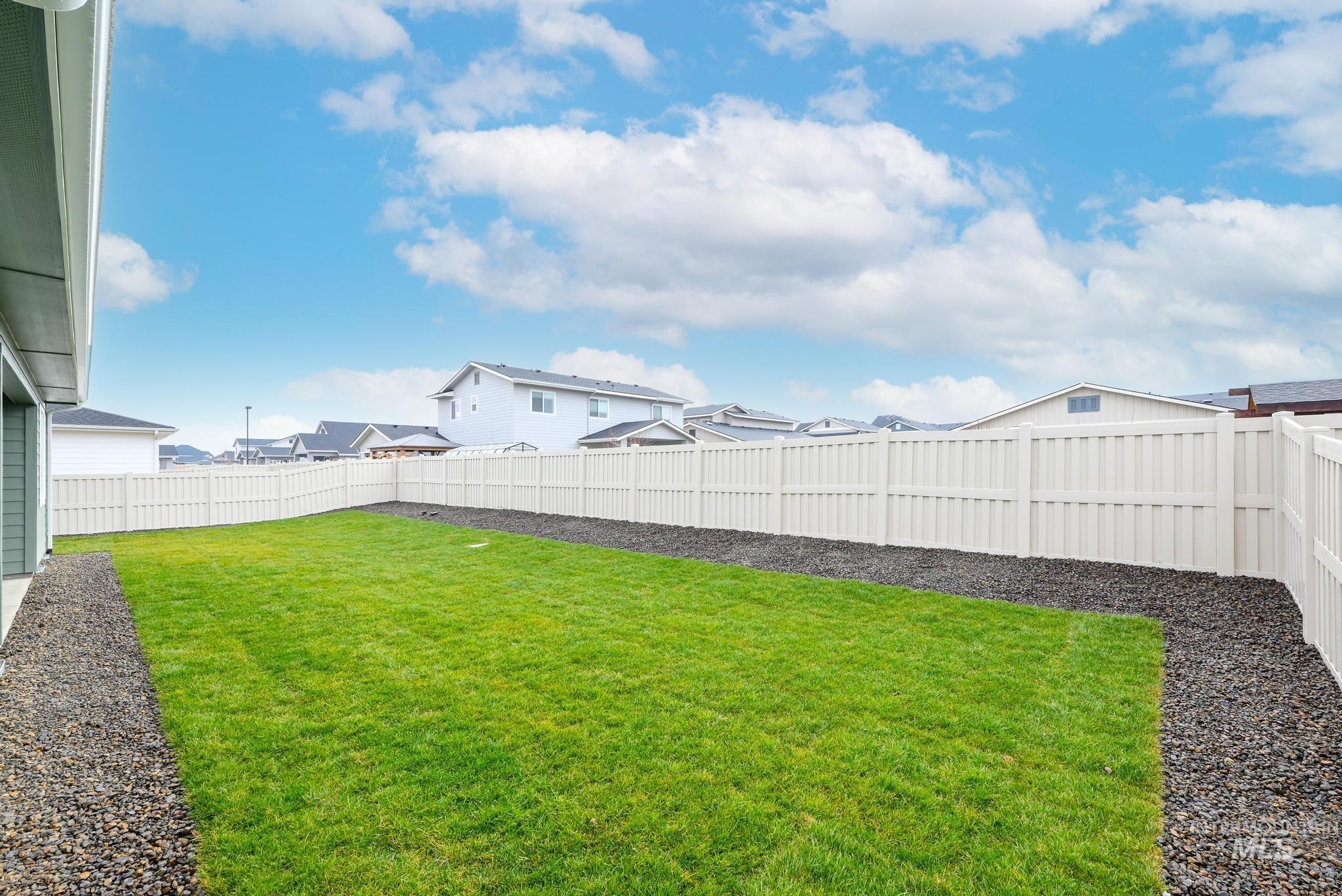 1851 W Blue Lightning St, Middleton, Idaho 83644, 3 Bedrooms, 2 Bathrooms, Residential For Sale, Price $424,000,MLS 98971350