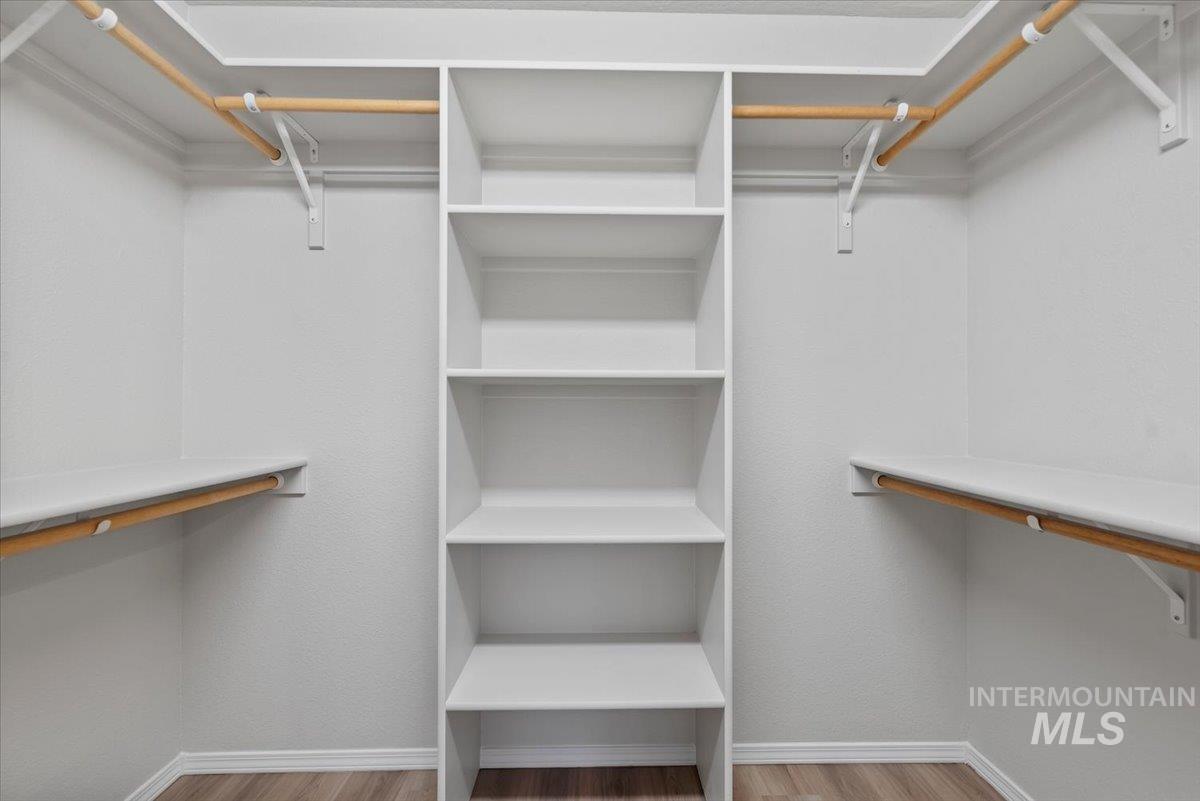 2123 E Harbour Grove Drive, Nampa, Idaho 83686, 3 Bedrooms, 2 Bathrooms, Residential For Sale, Price $419,000,MLS 98971351