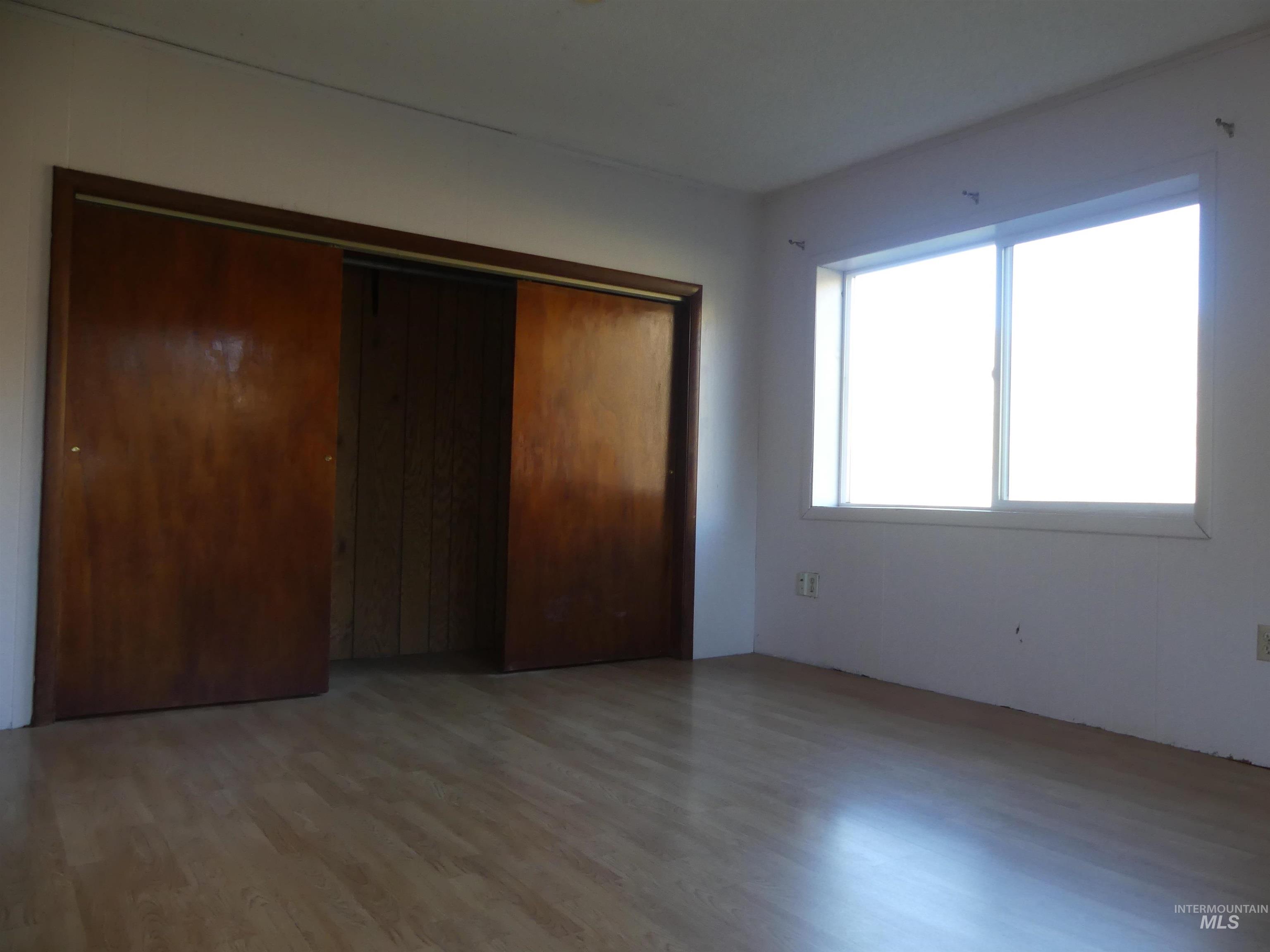 31388 Paradise Lane, Lenore, Idaho 83541, 3 Bedrooms, 1 Bathroom, Residential For Sale, Price $300,000,MLS 98971354