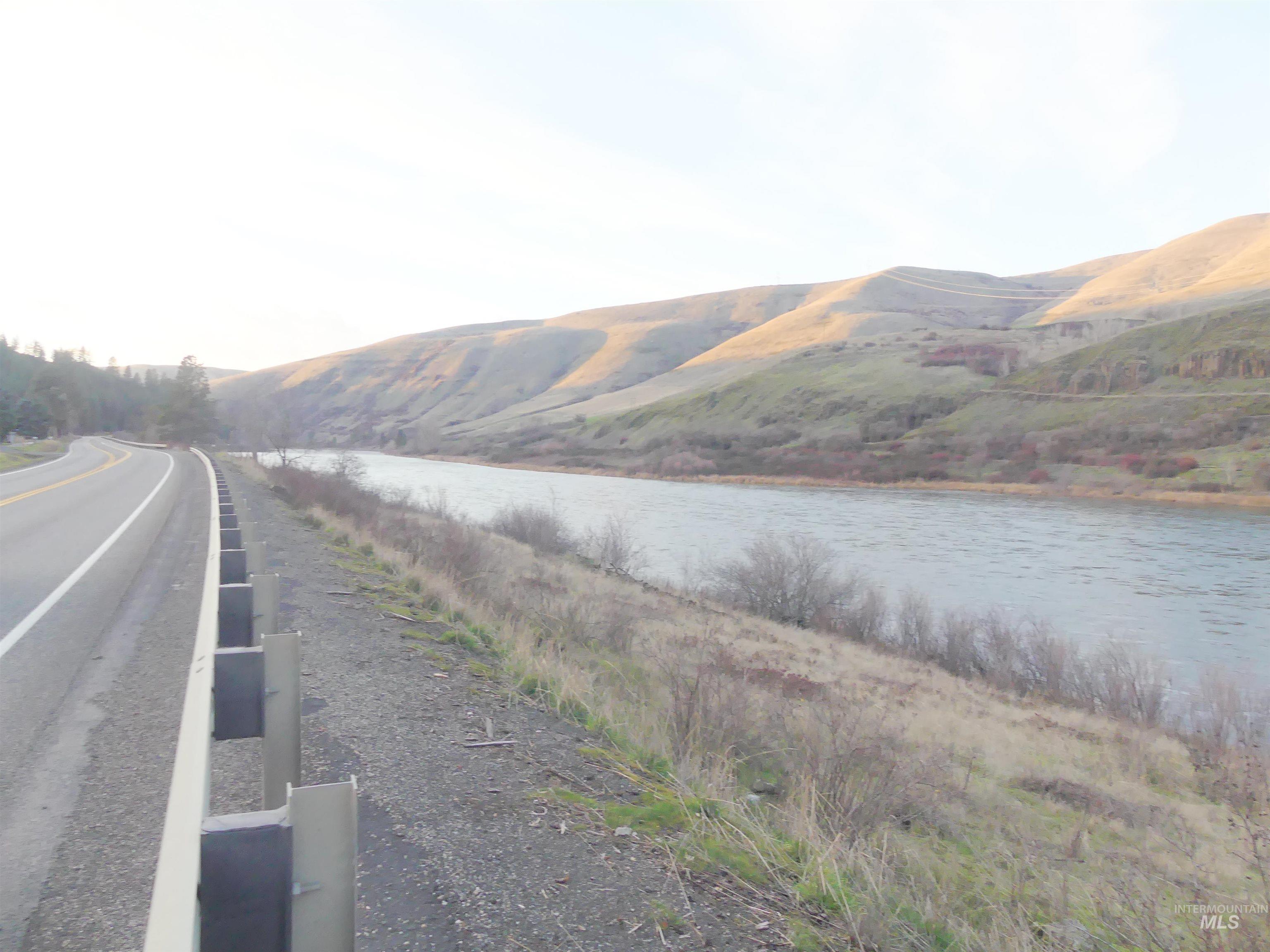 31388 Paradise Lane, Lenore, Idaho 83541, 3 Bedrooms, 1 Bathroom, Residential For Sale, Price $300,000,MLS 98971354