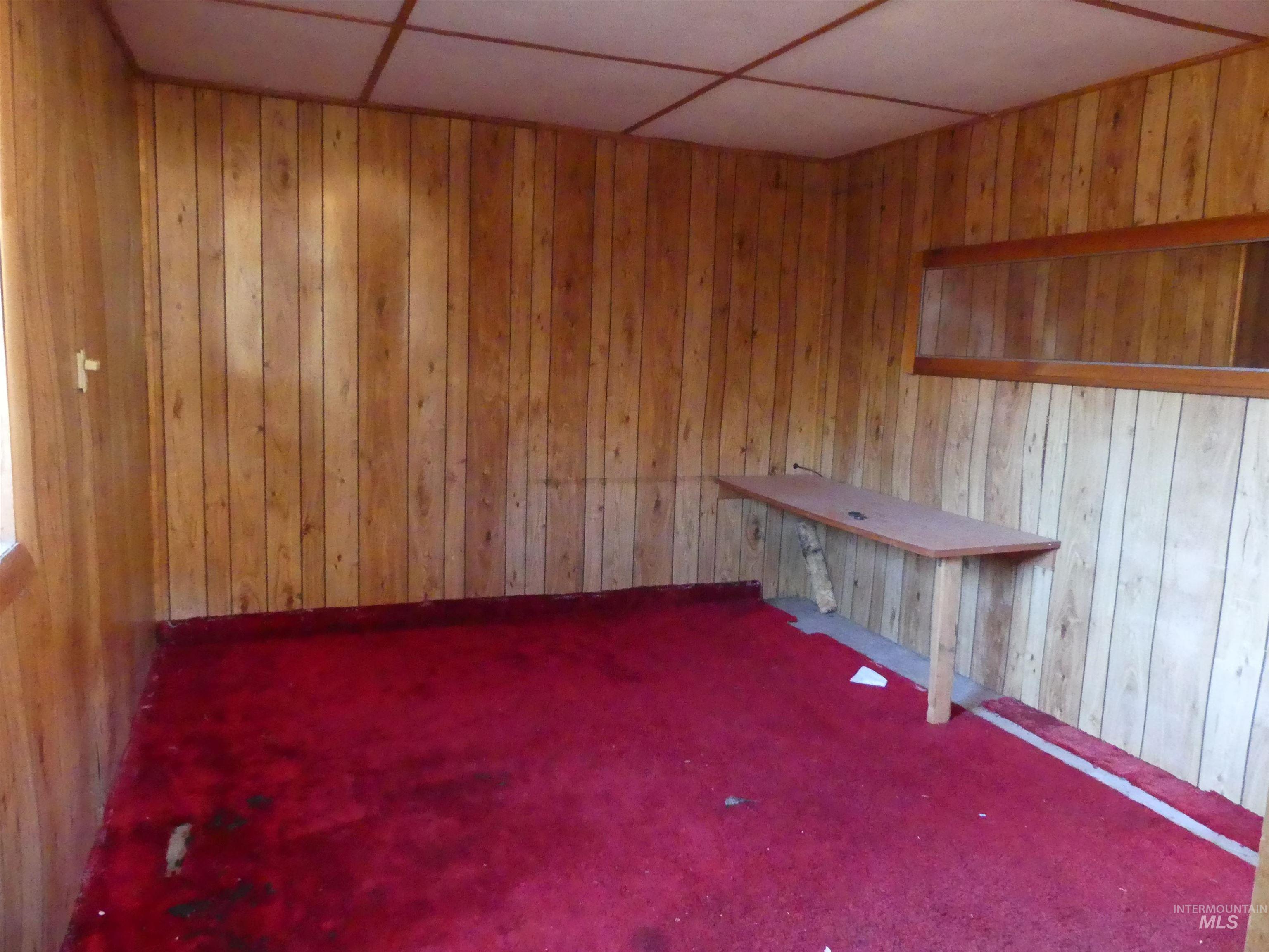 31388 Paradise Lane, Lenore, Idaho 83541, 3 Bedrooms, 1 Bathroom, Residential For Sale, Price $300,000,MLS 98971354