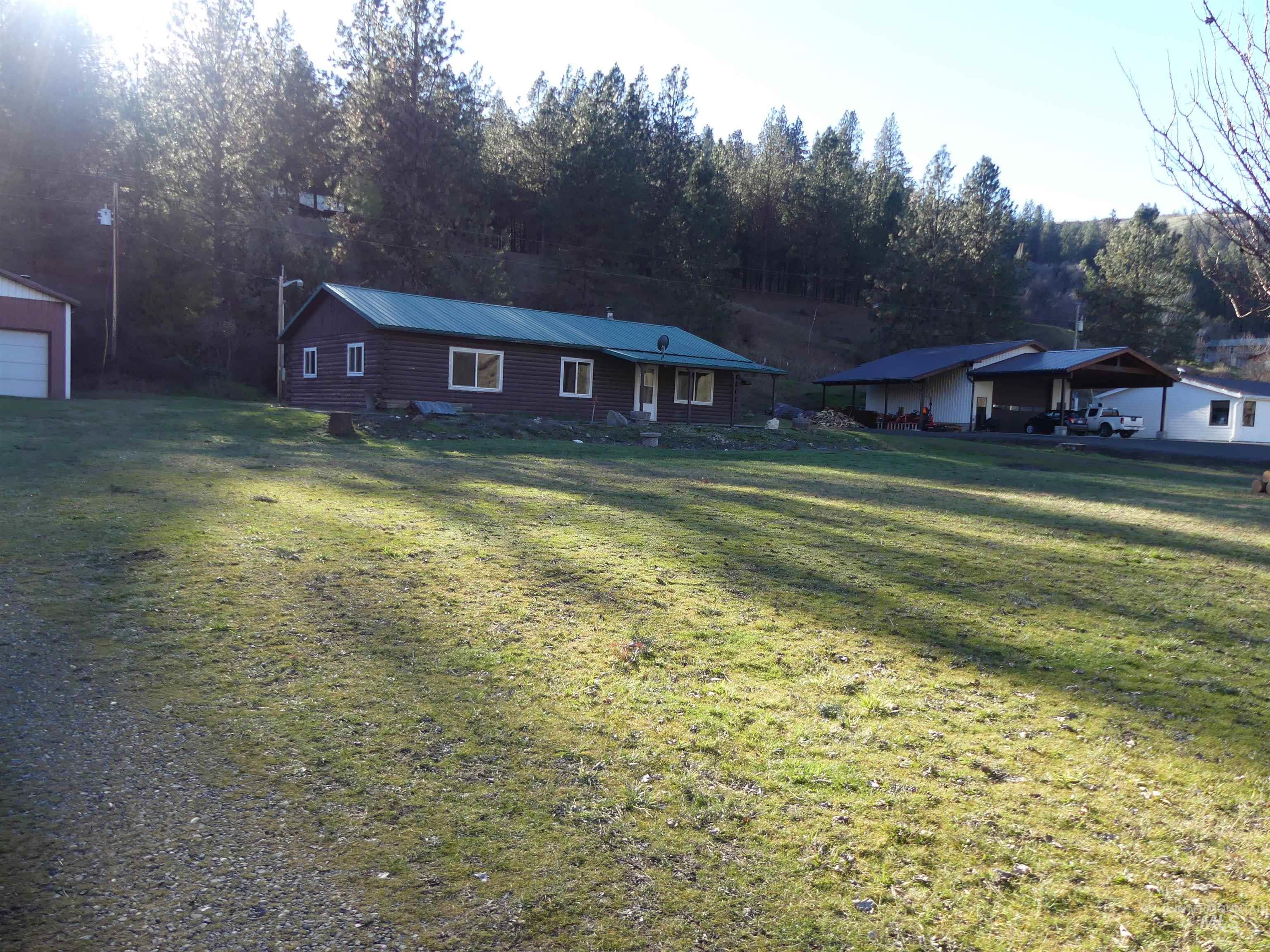 31388 Paradise Lane, Lenore, Idaho 83541, 3 Bedrooms, 1 Bathroom, Residential For Sale, Price $300,000,MLS 98971354