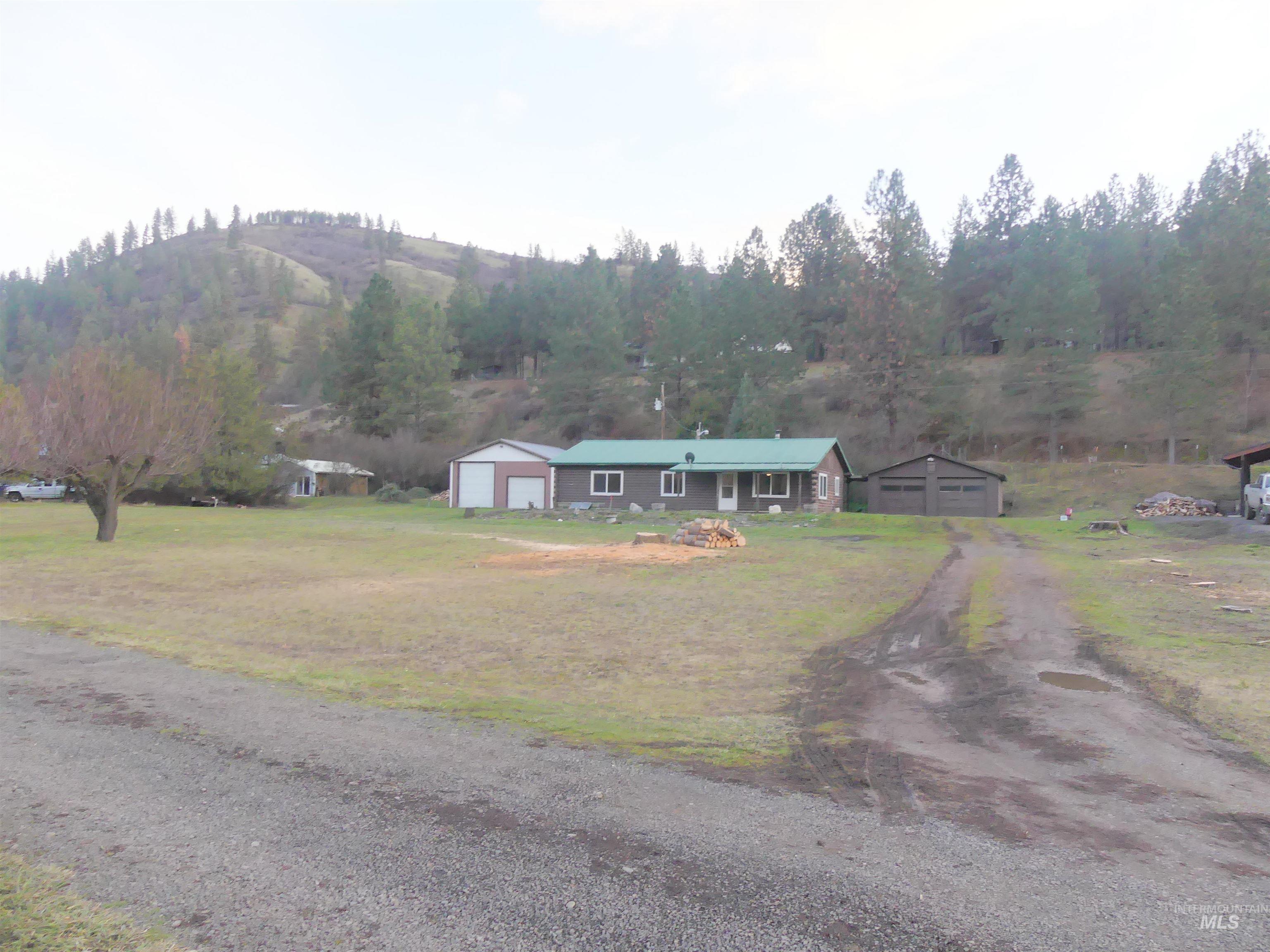 31388 Paradise Lane, Lenore, Idaho 83541, 3 Bedrooms, 1 Bathroom, Residential For Sale, Price $300,000,MLS 98971354