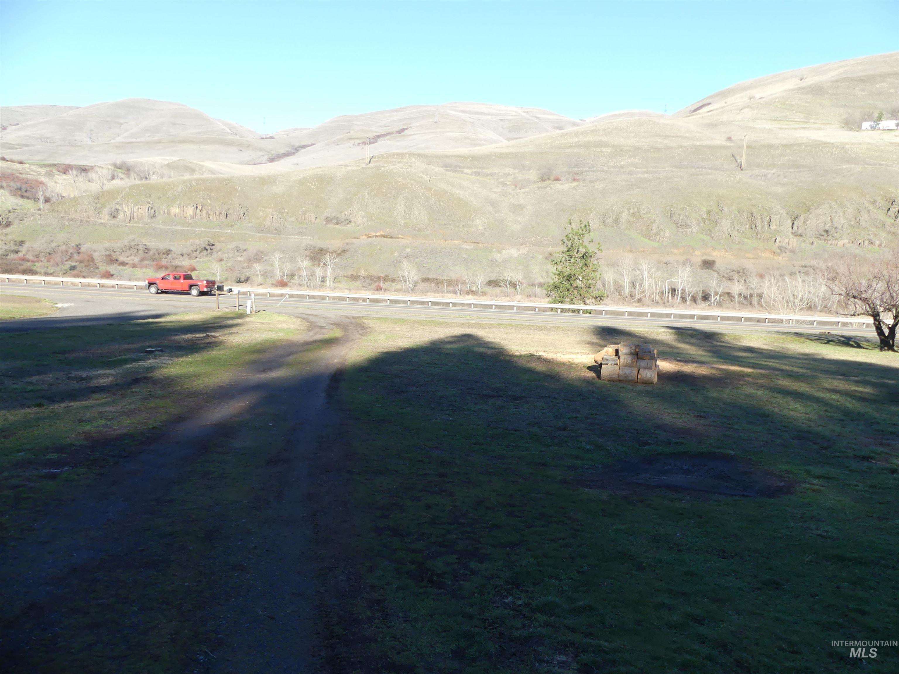 31388 Paradise Lane, Lenore, Idaho 83541, 3 Bedrooms, 1 Bathroom, Residential For Sale, Price $300,000,MLS 98971354