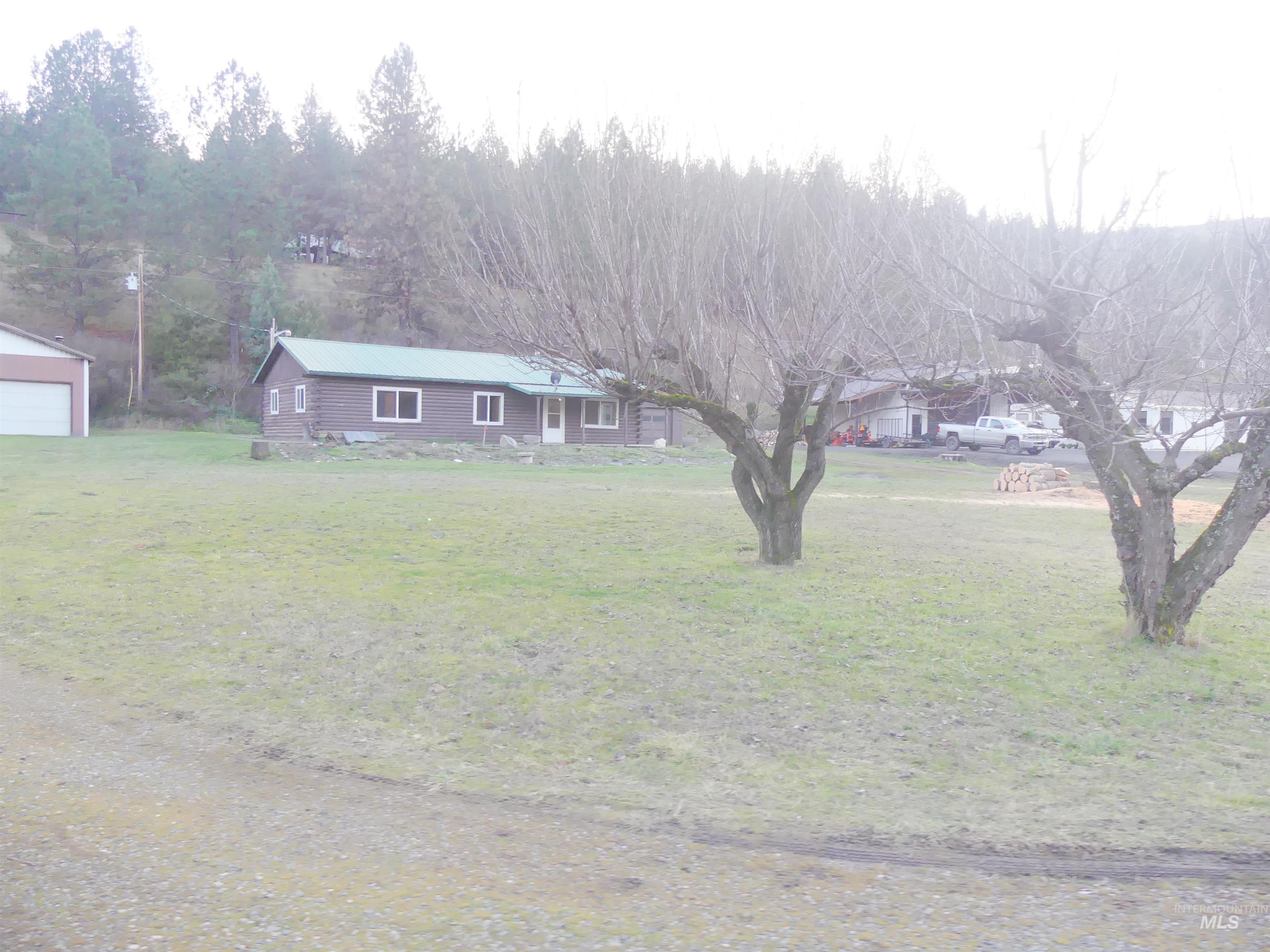 31388 Paradise Lane, Lenore, Idaho 83541, 3 Bedrooms, 1 Bathroom, Residential For Sale, Price $300,000,MLS 98971354