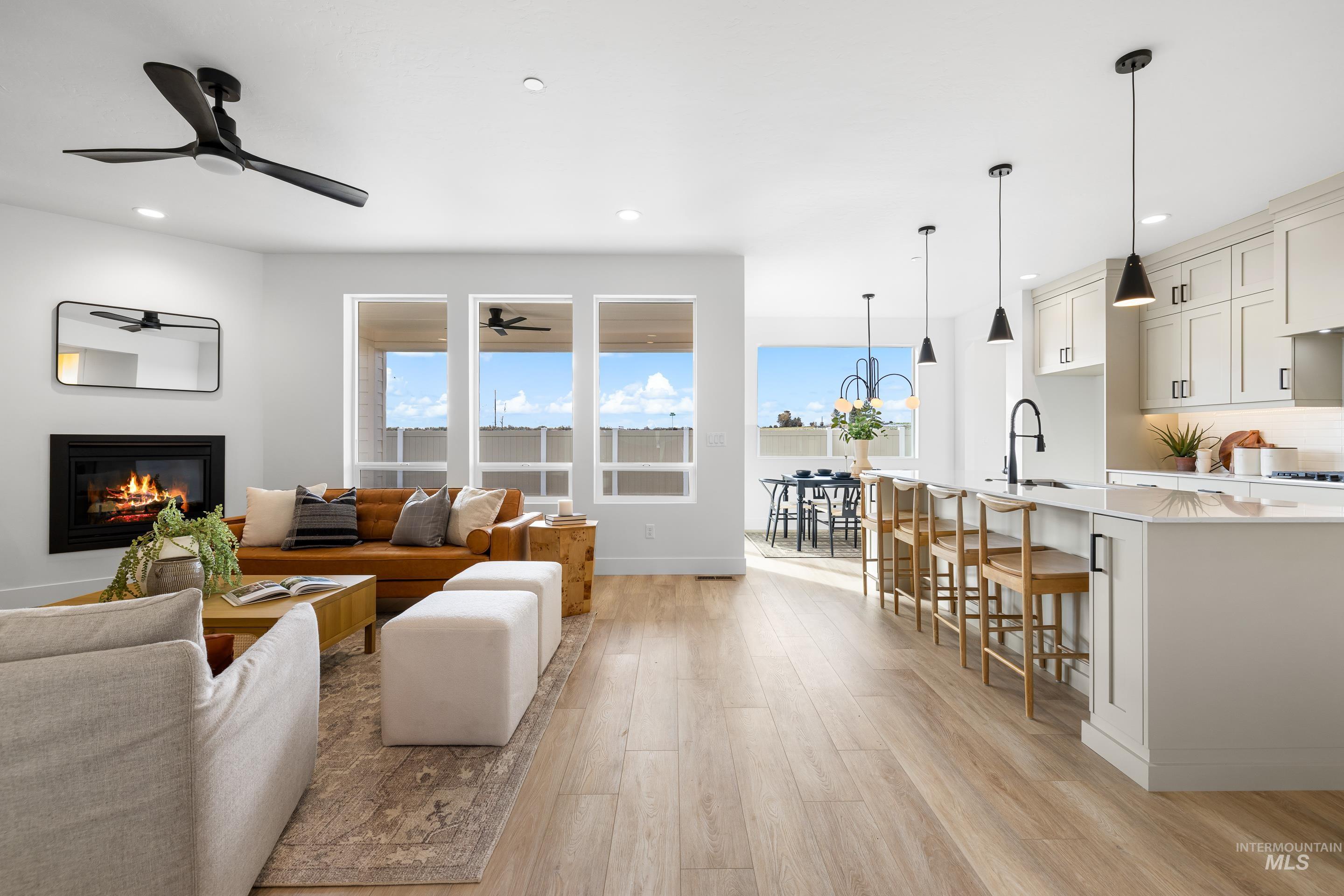 8151 Granite Ridge, Boise, Idaho 83716, 4 Bedrooms, 3.5 Bathrooms, Residential For Sale, Price $674,900,MLS 98971356