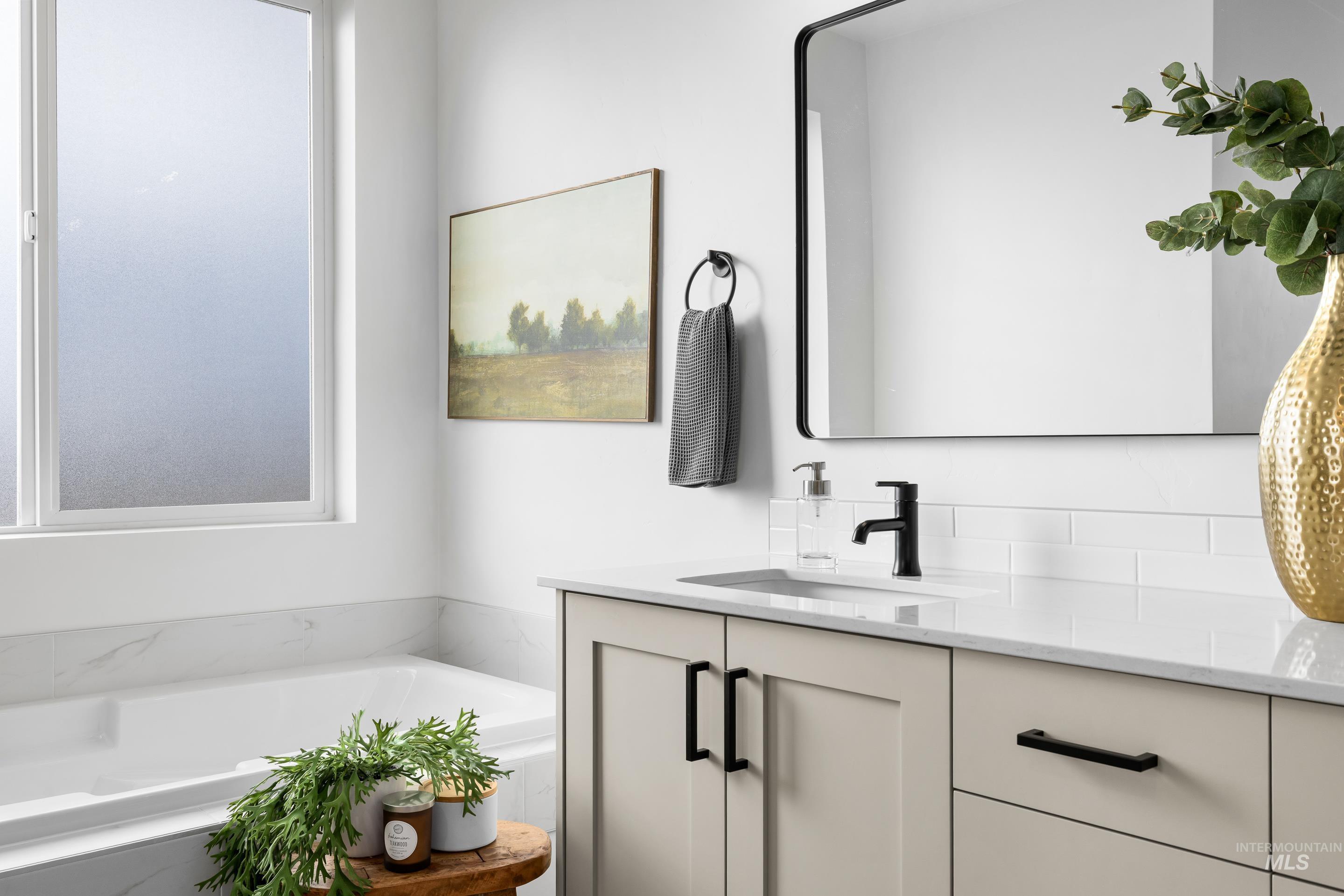 8151 Granite Ridge, Boise, Idaho 83716, 4 Bedrooms, 3.5 Bathrooms, Residential For Sale, Price $674,900,MLS 98971356