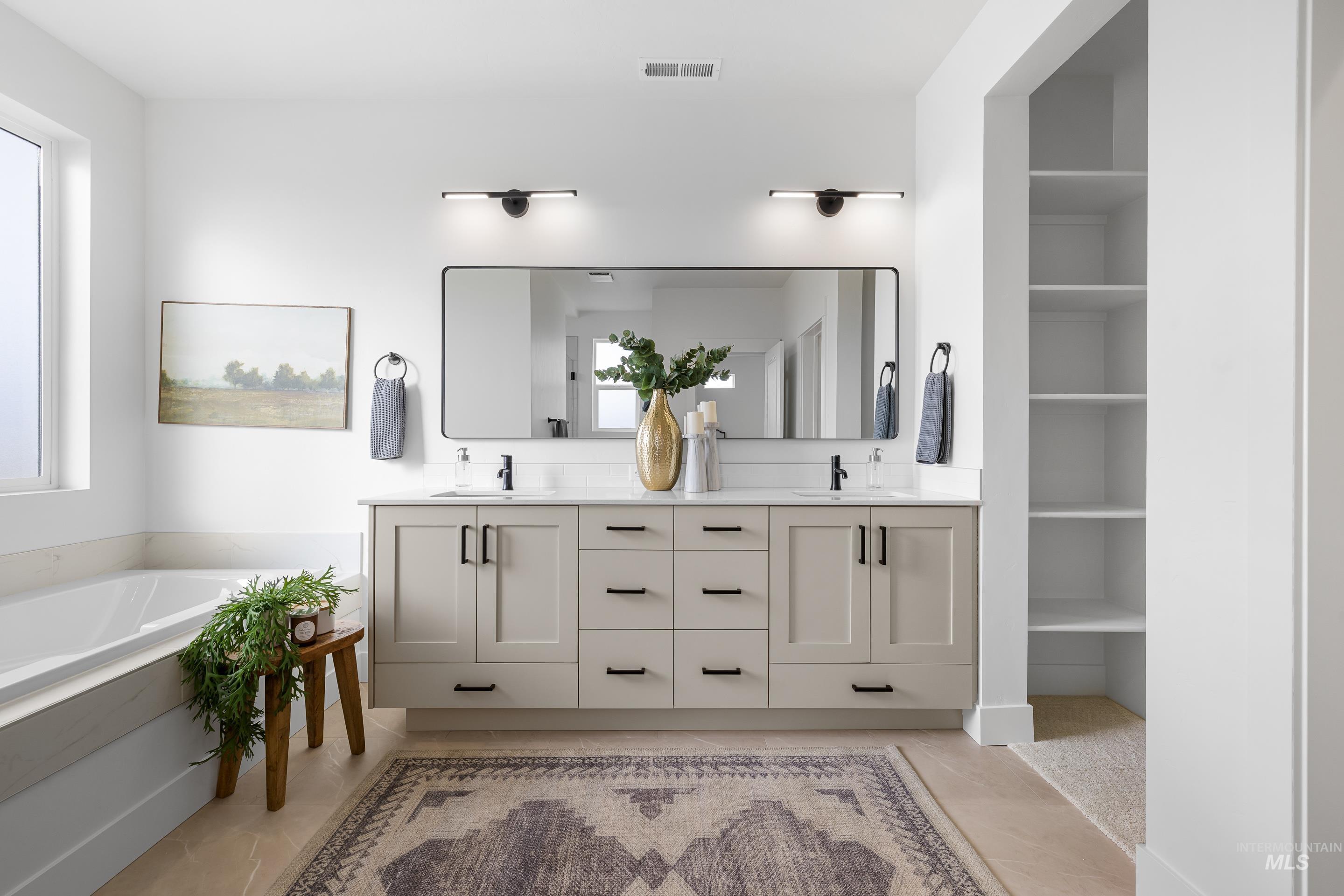 8151 Granite Ridge, Boise, Idaho 83716, 4 Bedrooms, 3.5 Bathrooms, Residential For Sale, Price $674,900,MLS 98971356