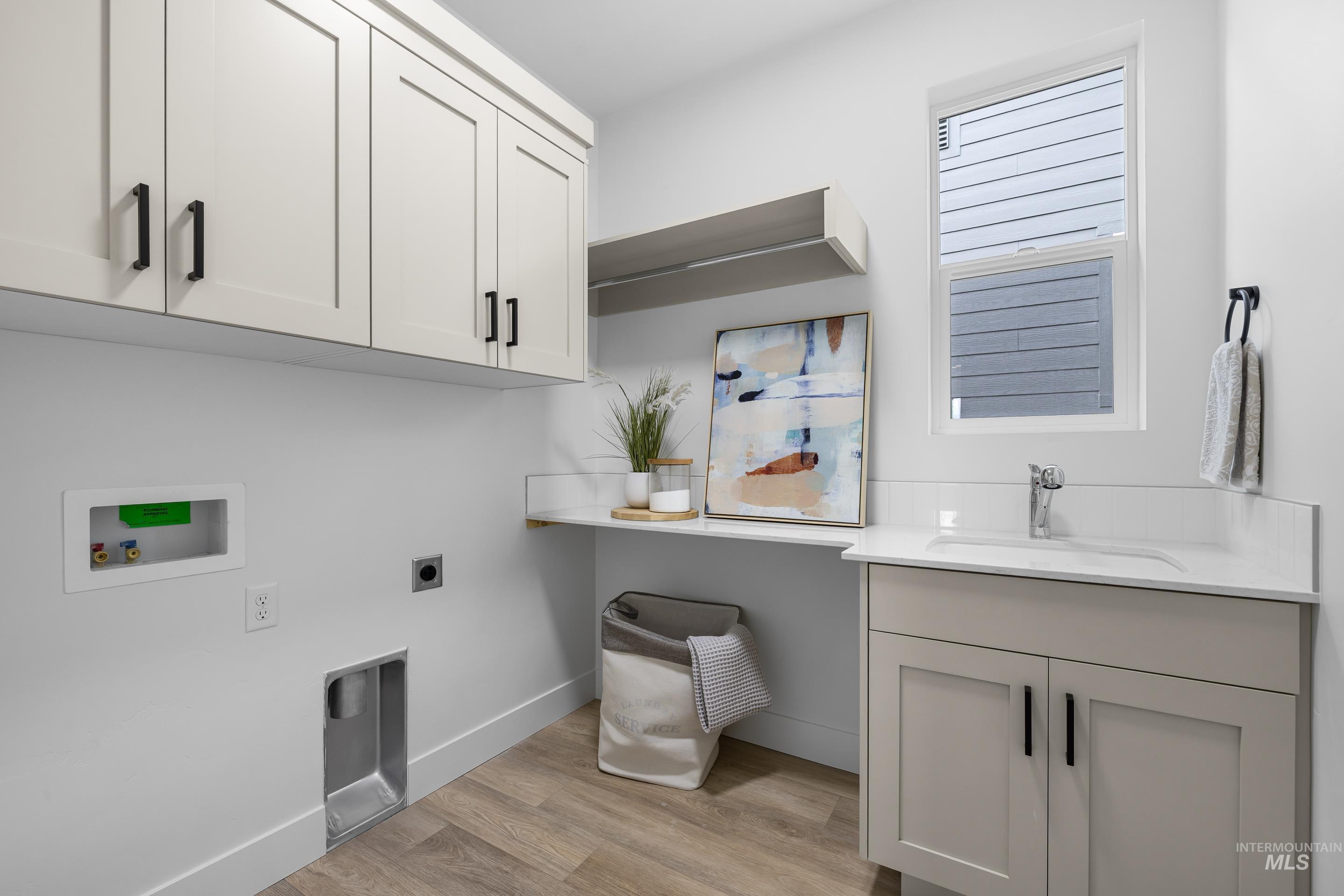 8151 Granite Ridge, Boise, Idaho 83716, 4 Bedrooms, 3.5 Bathrooms, Residential For Sale, Price $674,900,MLS 98971356