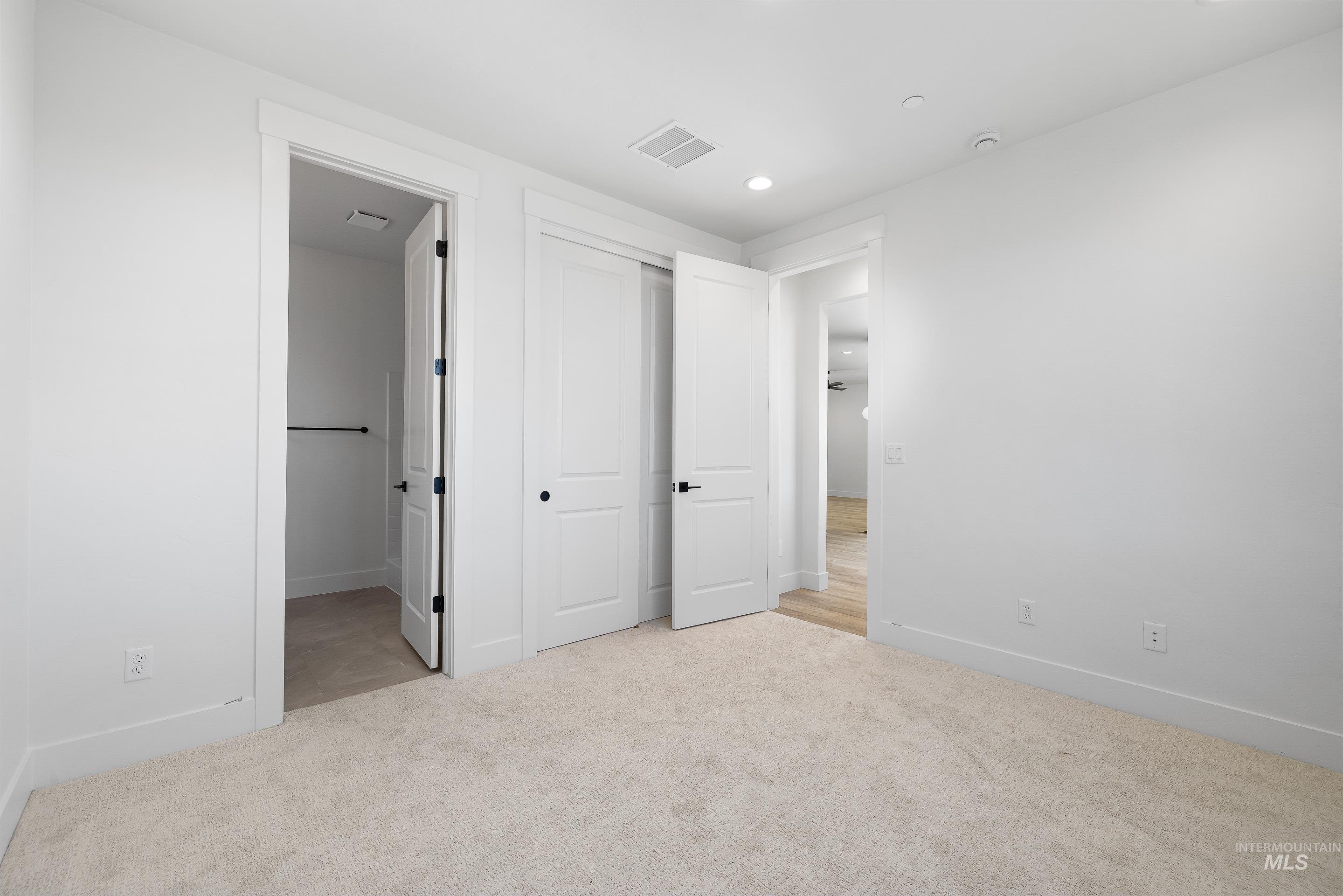 8151 Granite Ridge, Boise, Idaho 83716, 4 Bedrooms, 3.5 Bathrooms, Residential For Sale, Price $674,900,MLS 98971356