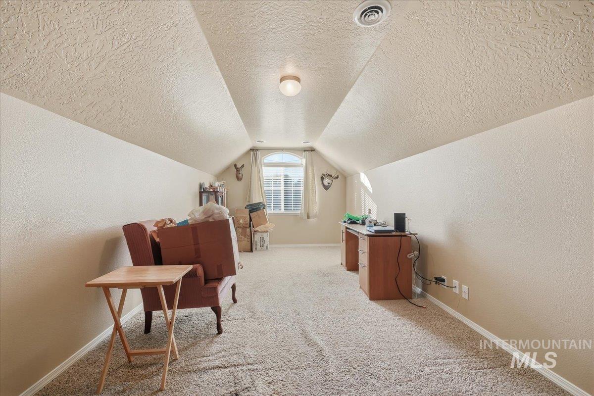 1884 N Black Fire Ave, Star, Idaho 83669, 4 Bedrooms, 2 Bathrooms, Residential For Sale, Price $449,900,MLS 98971357