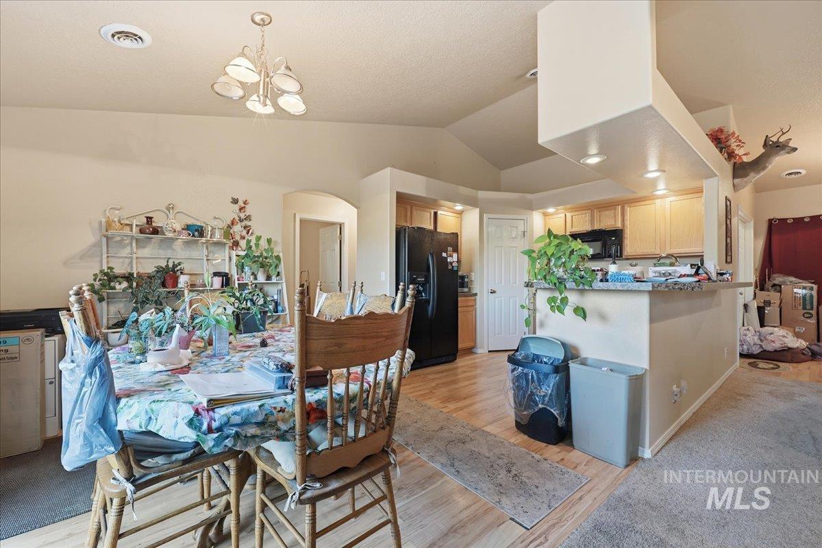 1884 N Black Fire Ave, Star, Idaho 83669, 4 Bedrooms, 2 Bathrooms, Residential For Sale, Price $449,900,MLS 98971357