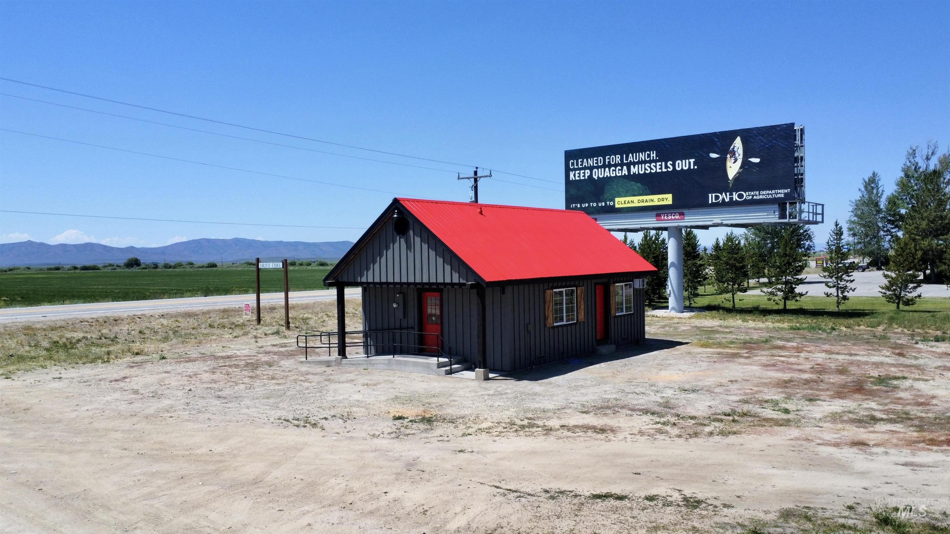 101 2nd Street East, Fairfield, Idaho 83327, Business/Commercial For Sale, Price $309,000,MLS 98971358