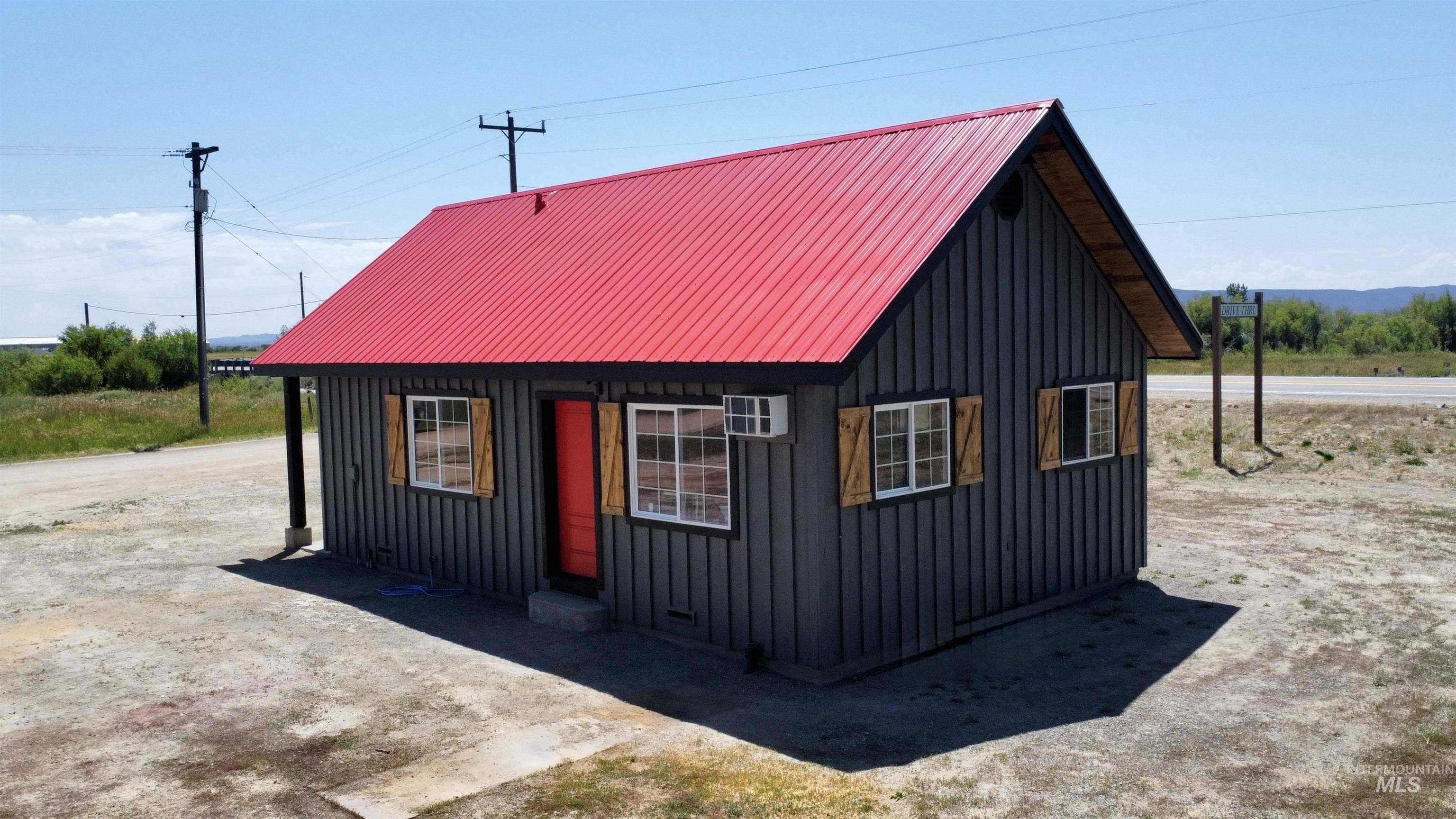 101 2nd Street East, Fairfield, Idaho 83327, Business/Commercial For Sale, Price $309,000,MLS 98971358