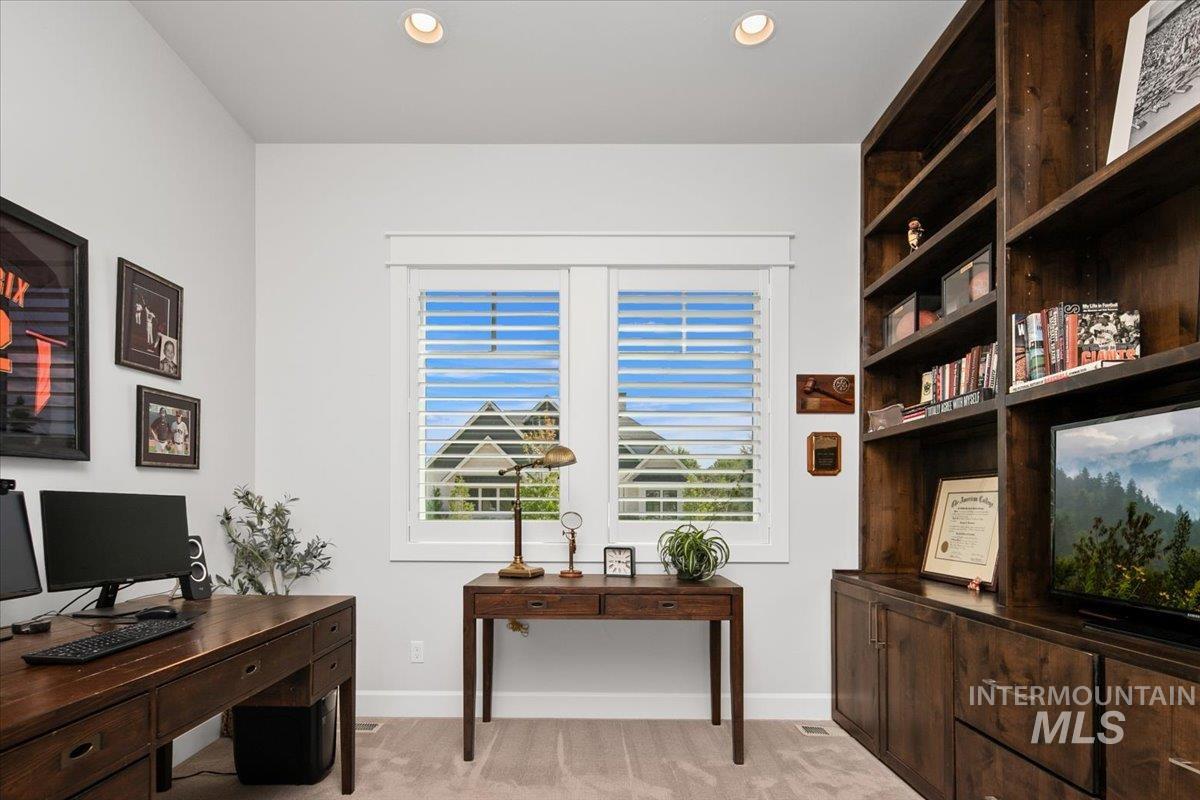 1624 E Crowne Pointe Drive, Eagle, Idaho 83616, 4 Bedrooms, 4.5 Bathrooms, Residential For Sale, Price $1,895,000,MLS 98971360