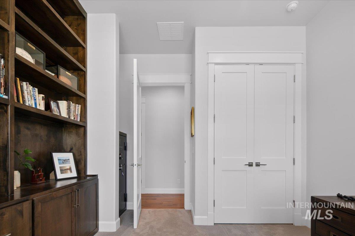 1624 E Crowne Pointe Drive, Eagle, Idaho 83616, 4 Bedrooms, 4.5 Bathrooms, Residential For Sale, Price $1,895,000,MLS 98971360