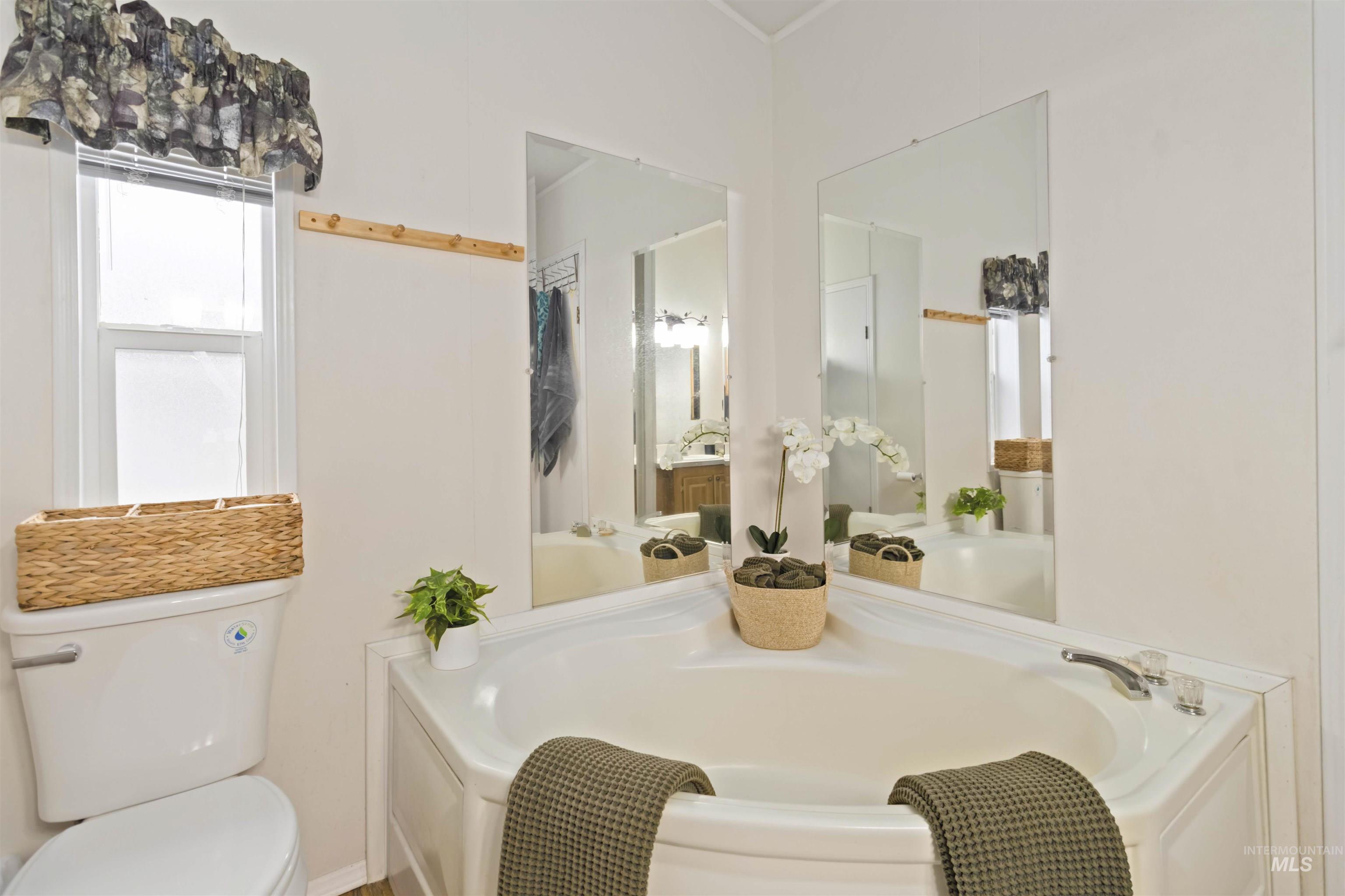 9592 Packer John Rd, Cascade, Idaho 83611, 4 Bedrooms, 2 Bathrooms, Residential For Sale, Price $425,000,MLS 98971362