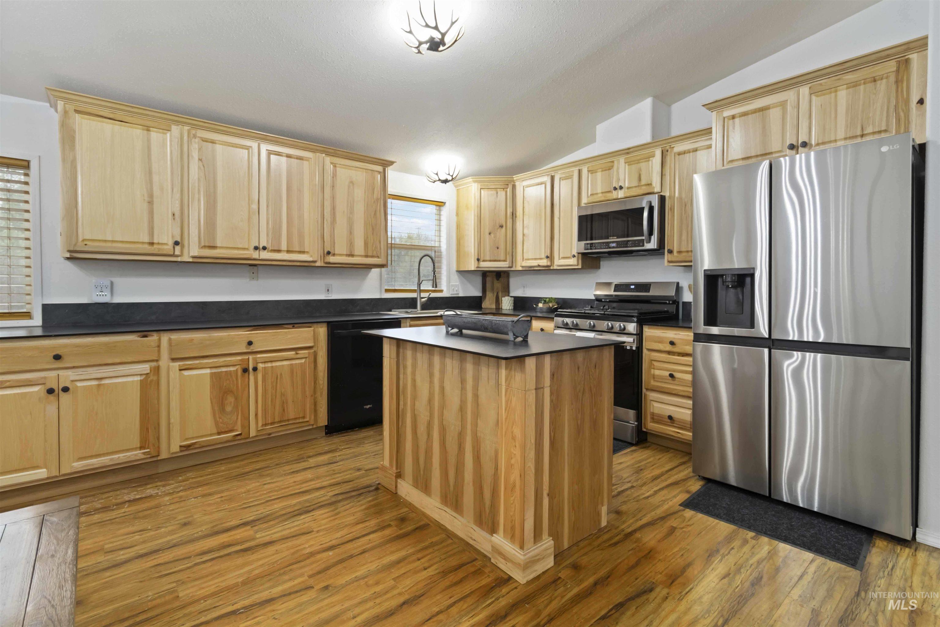 9592 Packer John Rd, Cascade, Idaho 83611, 4 Bedrooms, 2 Bathrooms, Residential For Sale, Price $425,000,MLS 98971362