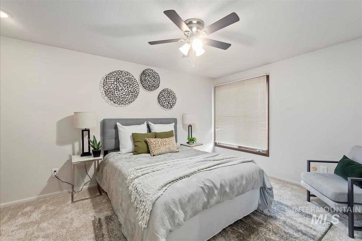 3324 W Catalina Lane, Boise, Idaho 83705, 3 Bedrooms, 3 Bathrooms, Residential For Sale, Price $525,000,MLS 98971363