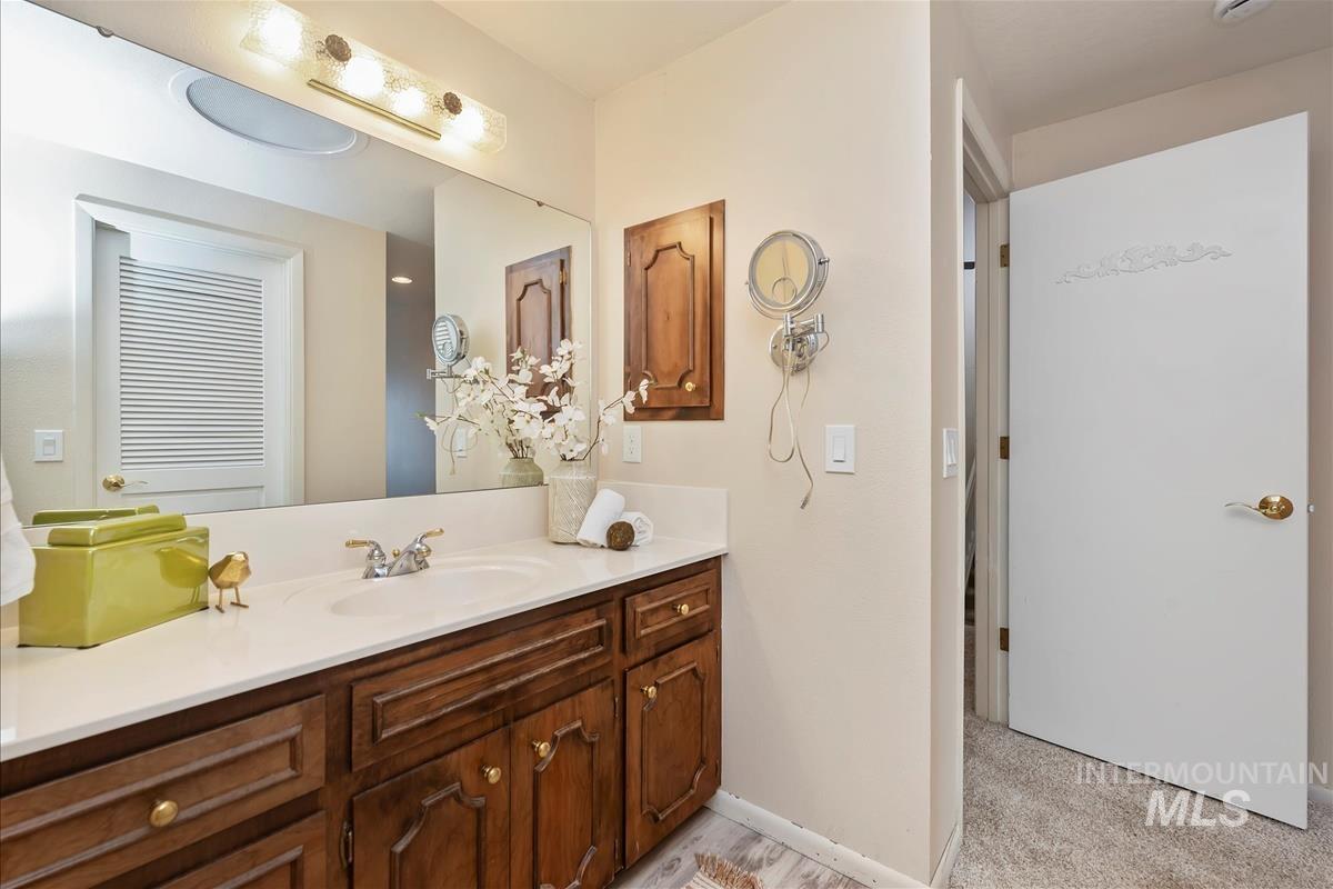 3324 W Catalina Lane, Boise, Idaho 83705, 3 Bedrooms, 3 Bathrooms, Residential For Sale, Price $525,000,MLS 98971363