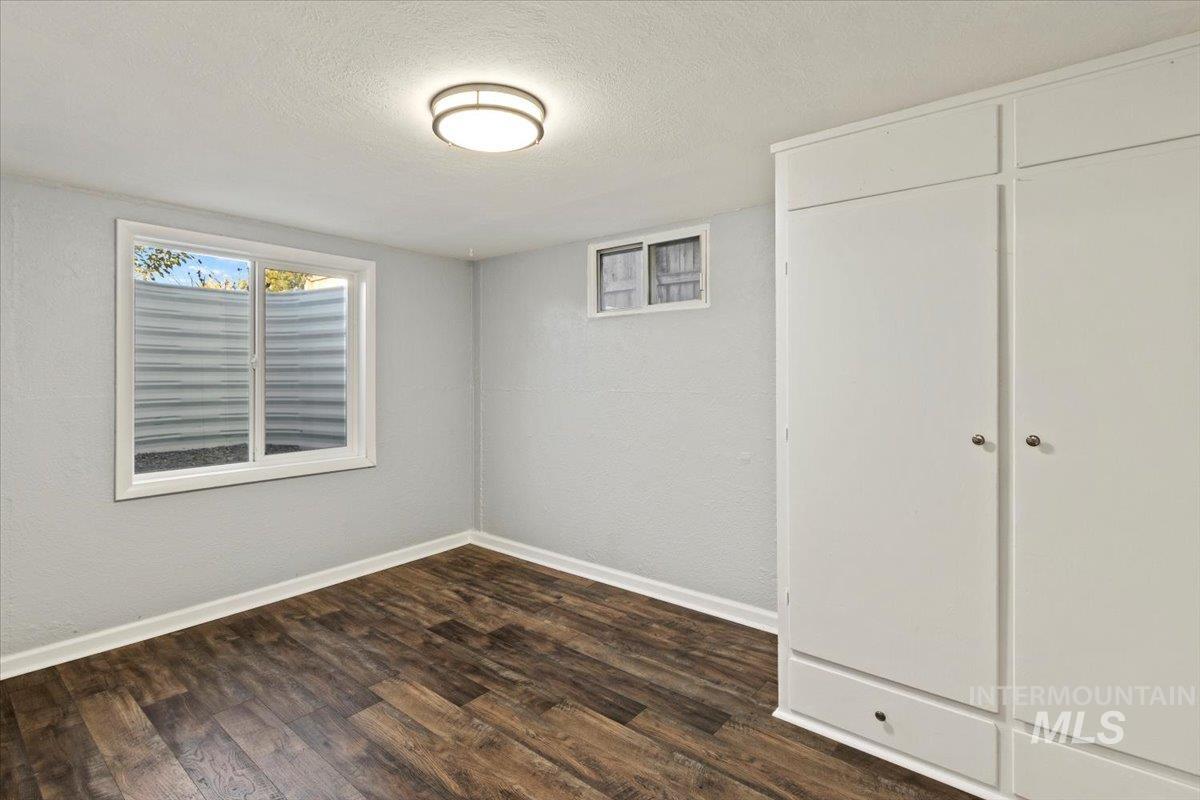 2026 E 11th, Twin Falls, Idaho 83301-6710, 4 Bedrooms, 2 Bathrooms, Residential For Sale, Price $359,900,MLS 98971364