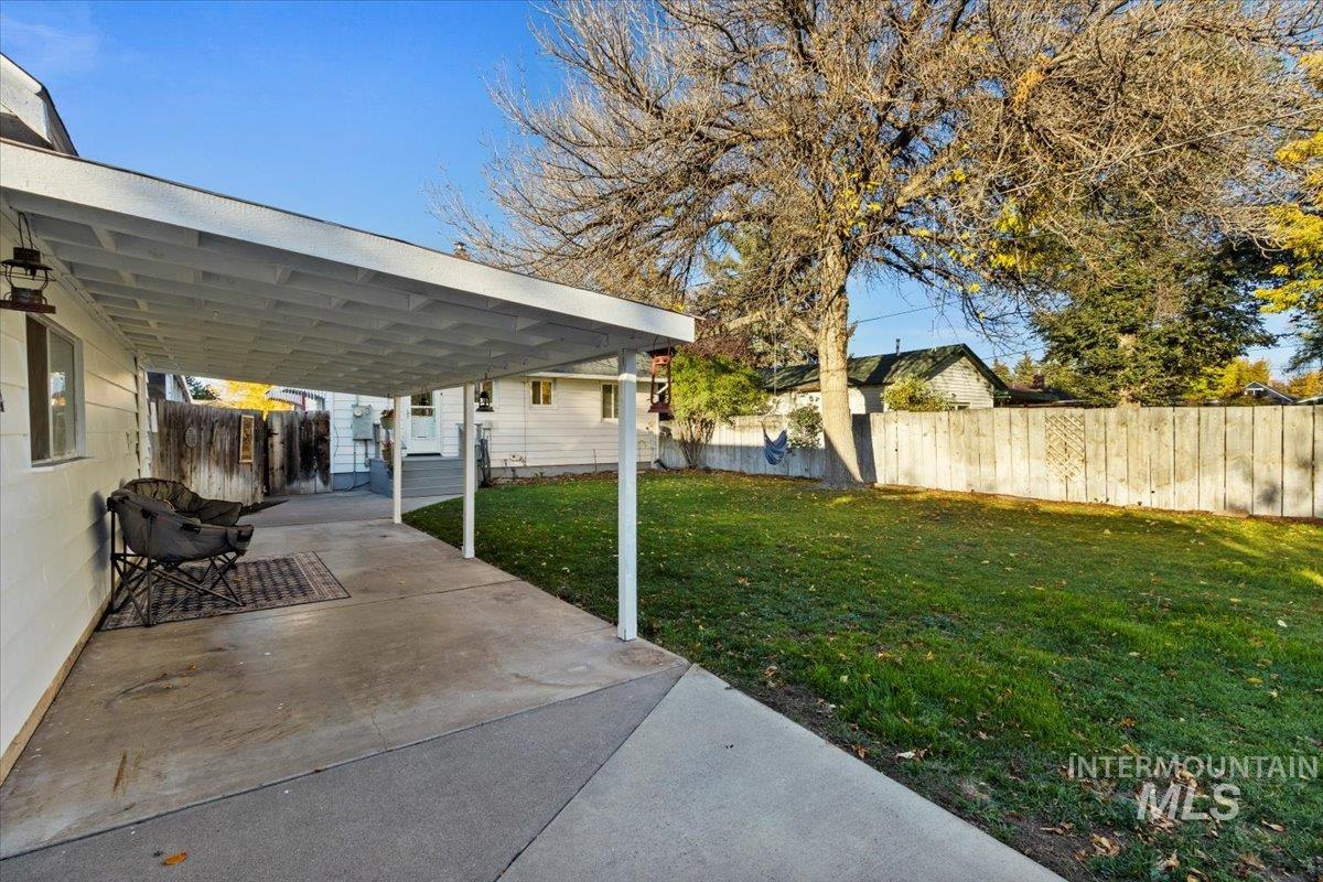 2026 E 11th, Twin Falls, Idaho 83301-6710, 4 Bedrooms, 2 Bathrooms, Residential For Sale, Price $359,900,MLS 98971364