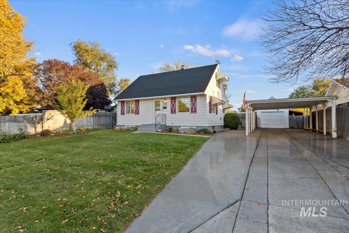 2026 E 11th, Twin Falls, Idaho 83301-6710, 4 Bedrooms, 2 Bathrooms, Residential For Sale, Price $359,900,MLS 98971364