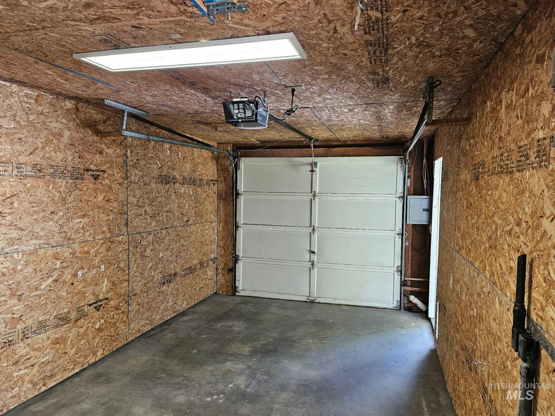 2026 E 11th, Twin Falls, Idaho 83301-6710, 4 Bedrooms, 2 Bathrooms, Residential For Sale, Price $359,900,MLS 98971364