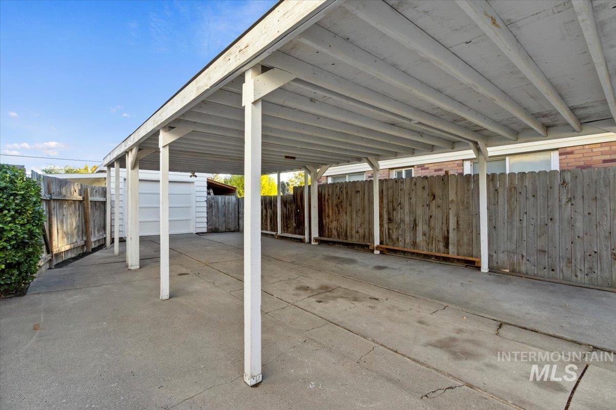 2026 E 11th, Twin Falls, Idaho 83301-6710, 4 Bedrooms, 2 Bathrooms, Residential For Sale, Price $359,900,MLS 98971364