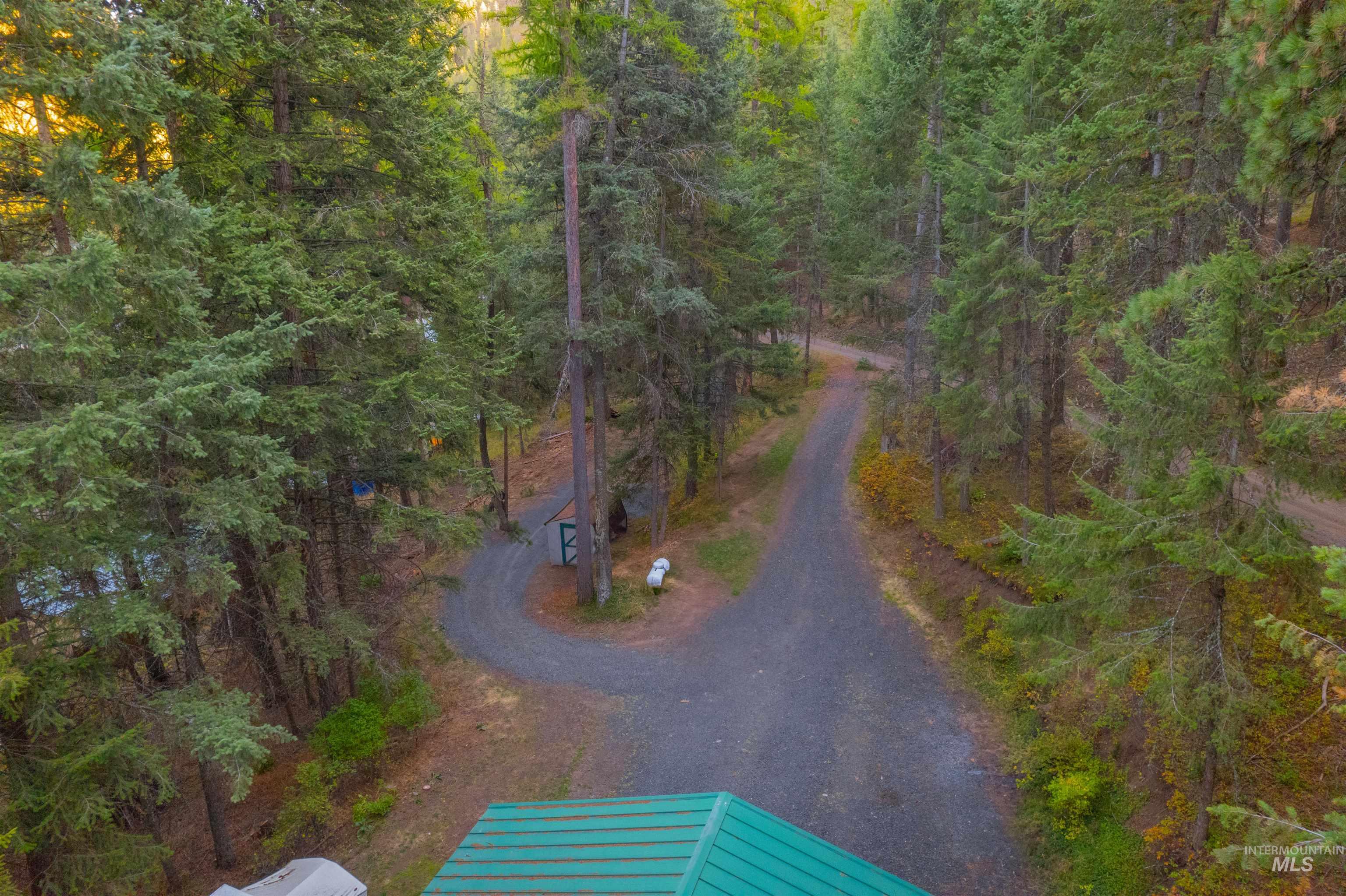 20235 Valley View Dr, Lewiston, Idaho 83501, 3 Bedrooms, 2 Bathrooms, Residential For Sale, Price $479,000, 98971365