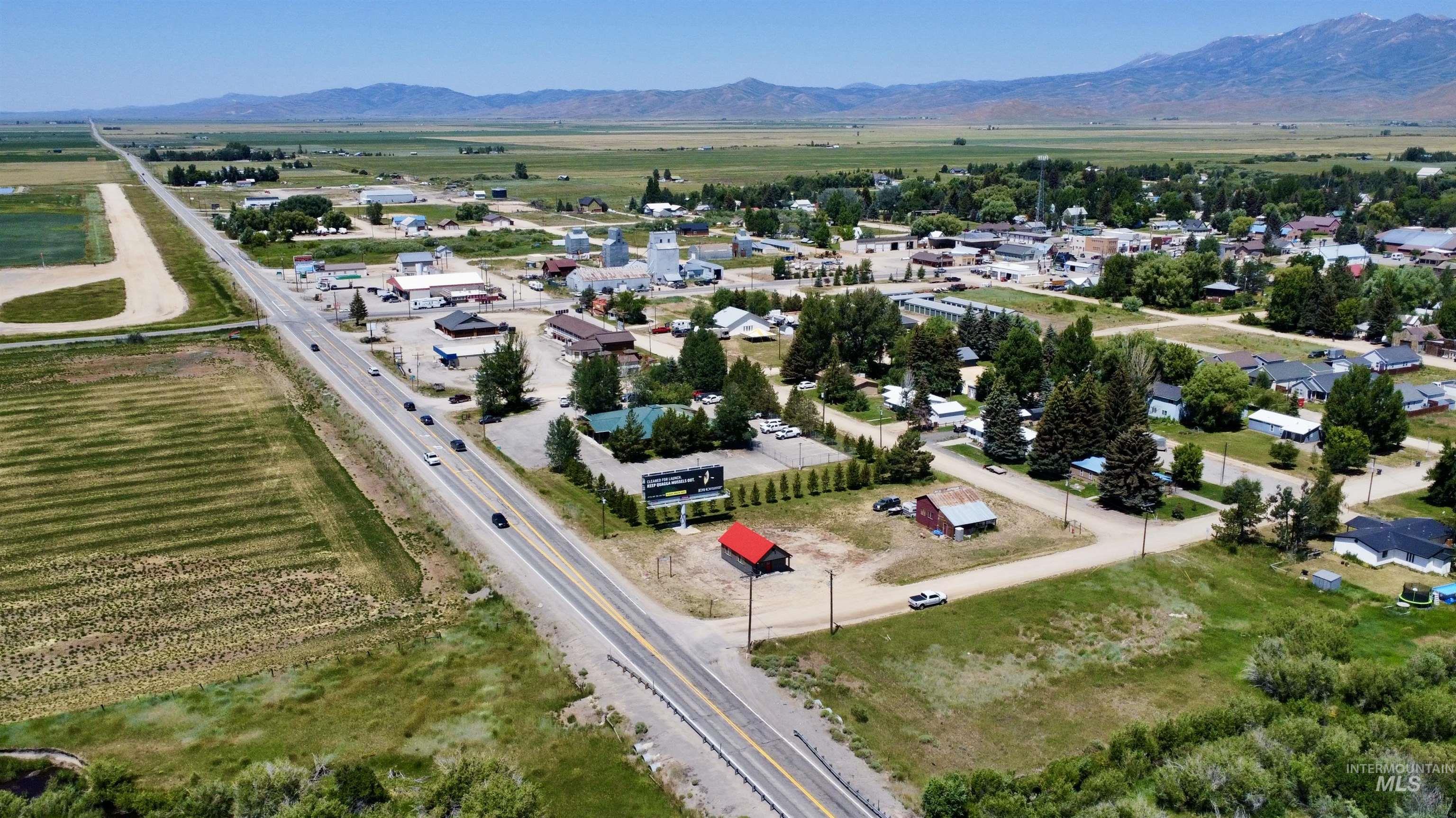 101 2nd St E, Fairfield, Idaho 83327, Business/Commercial For Sale, Price $399,000,MLS 98971367