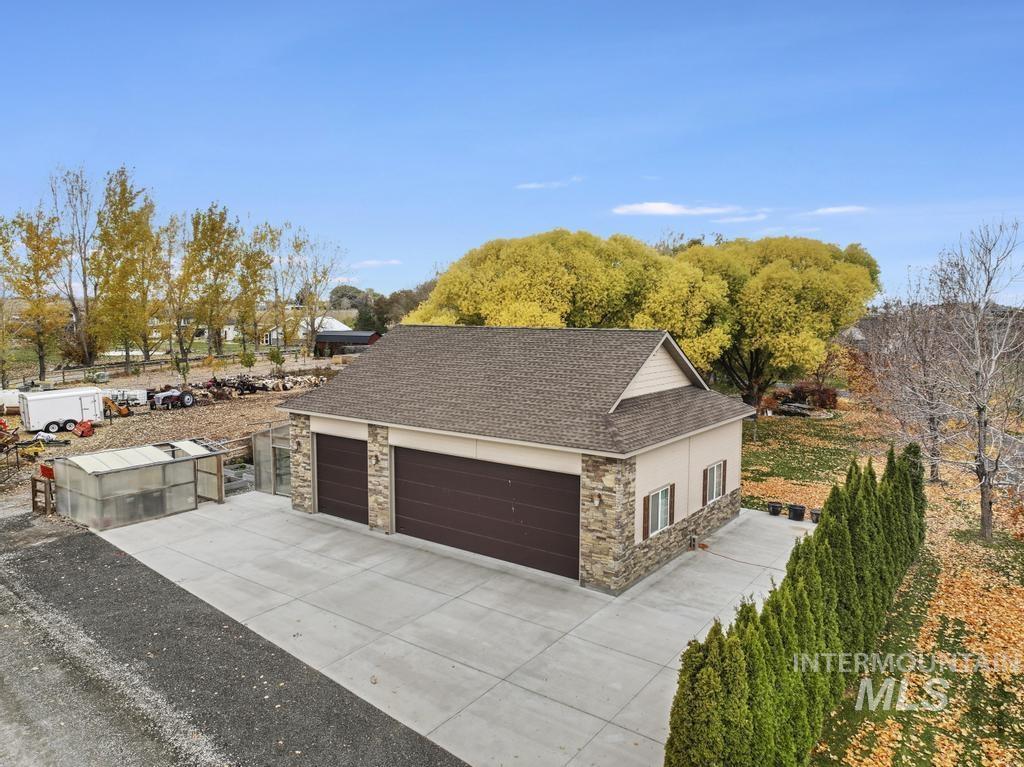 568 Mahard Dr., Twin Falls, Idaho 83301, 4 Bedrooms, 3 Bathrooms, Residential For Sale, Price $1,600,000,MLS 98971371