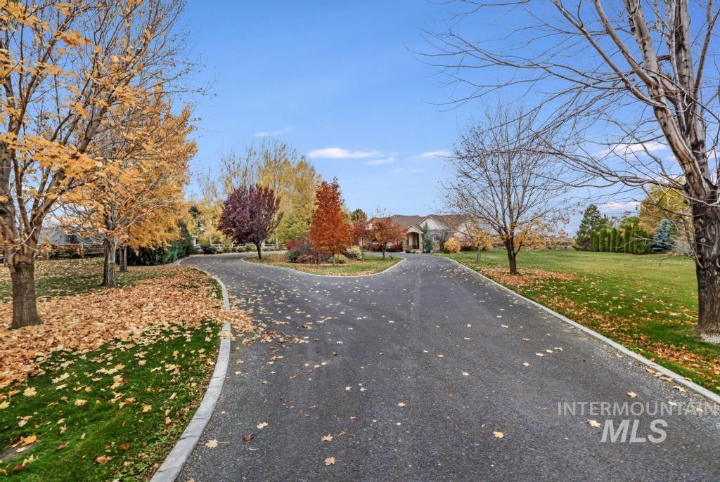 568 Mahard Dr., Twin Falls, Idaho 83301, 4 Bedrooms, 3 Bathrooms, Residential For Sale, Price $1,600,000,MLS 98971371