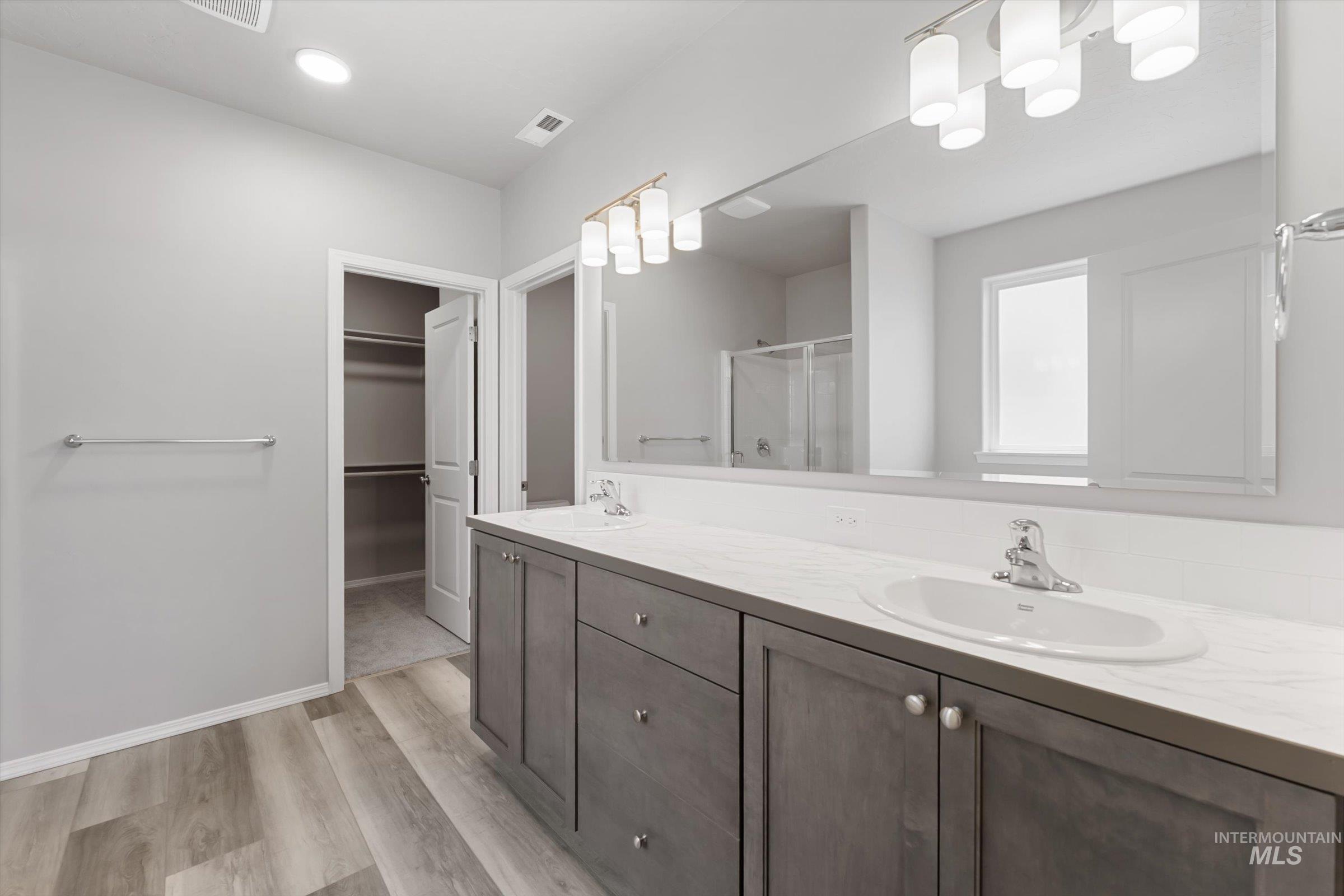 17761 N Onaway Ave., Nampa, Idaho 83687, 4 Bedrooms, 2 Bathrooms, Residential For Sale, Price $424,990,MLS 98971377