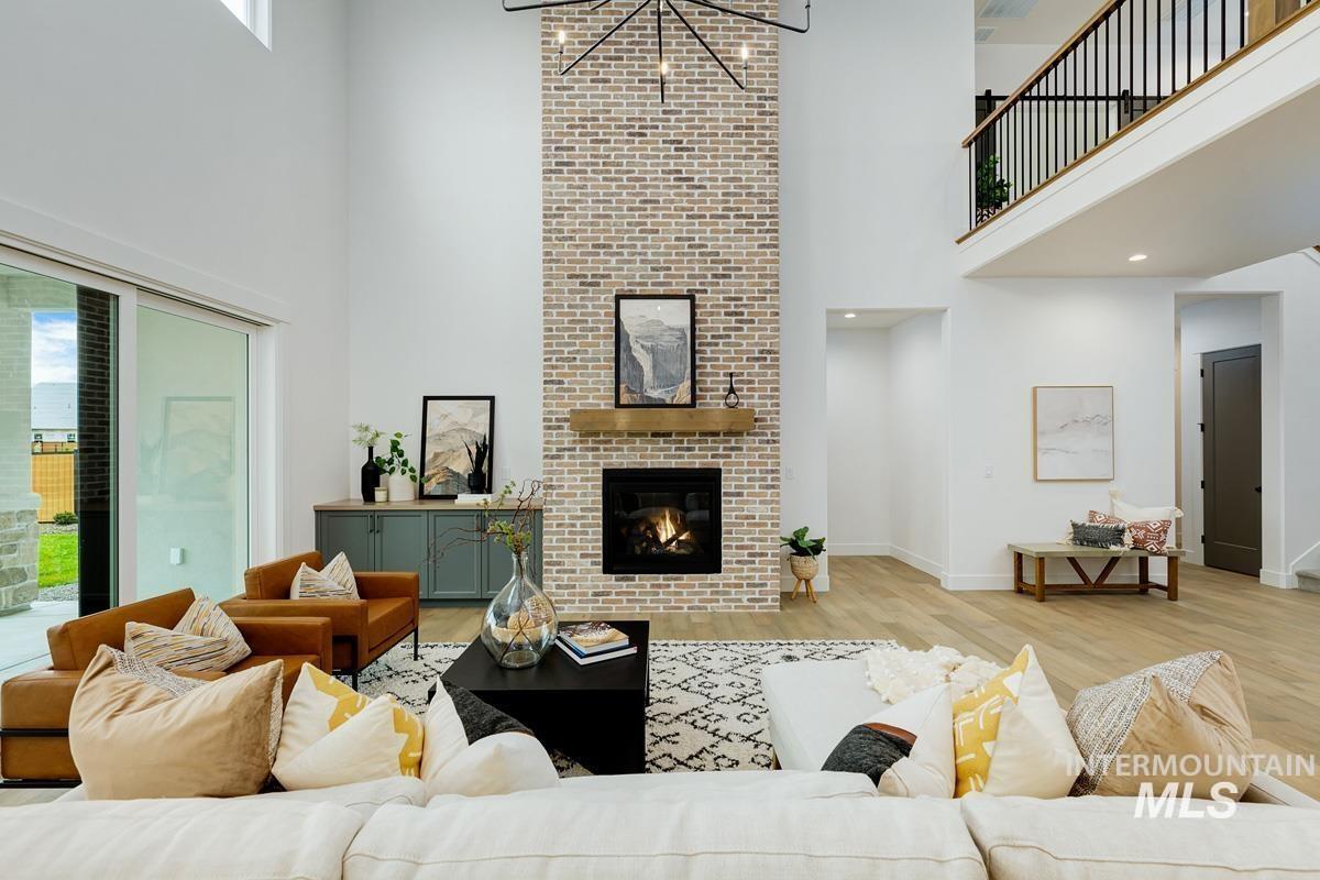 7008 Saddle Bred Way, Star, Idaho 83669, 4 Bedrooms, 3.5 Bathrooms, Residential For Sale, Price $1,149,000,MLS 98971378