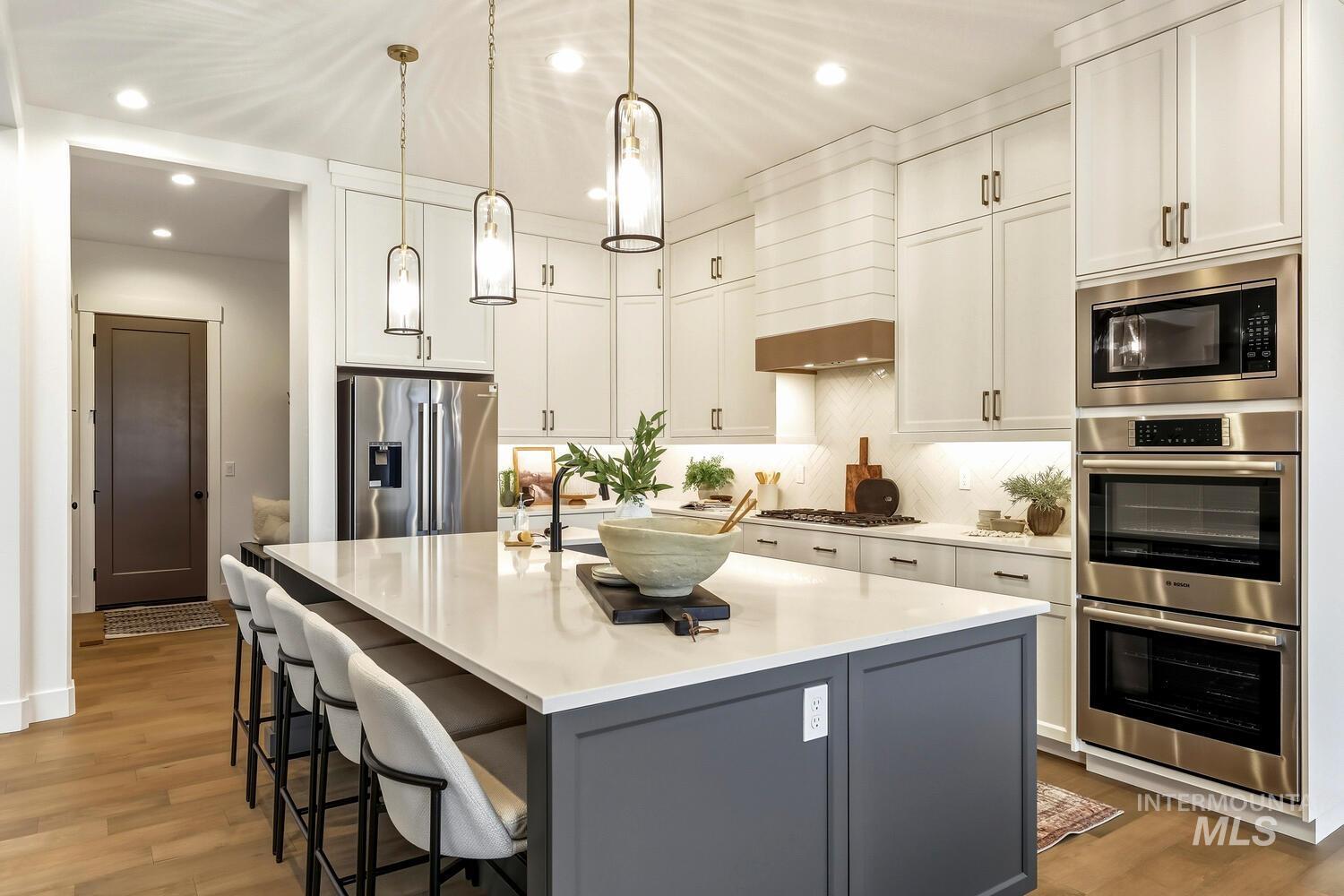 7008 Saddle Bred Way, Star, Idaho 83669, 4 Bedrooms, 3.5 Bathrooms, Residential For Sale, Price $1,149,000,MLS 98971378