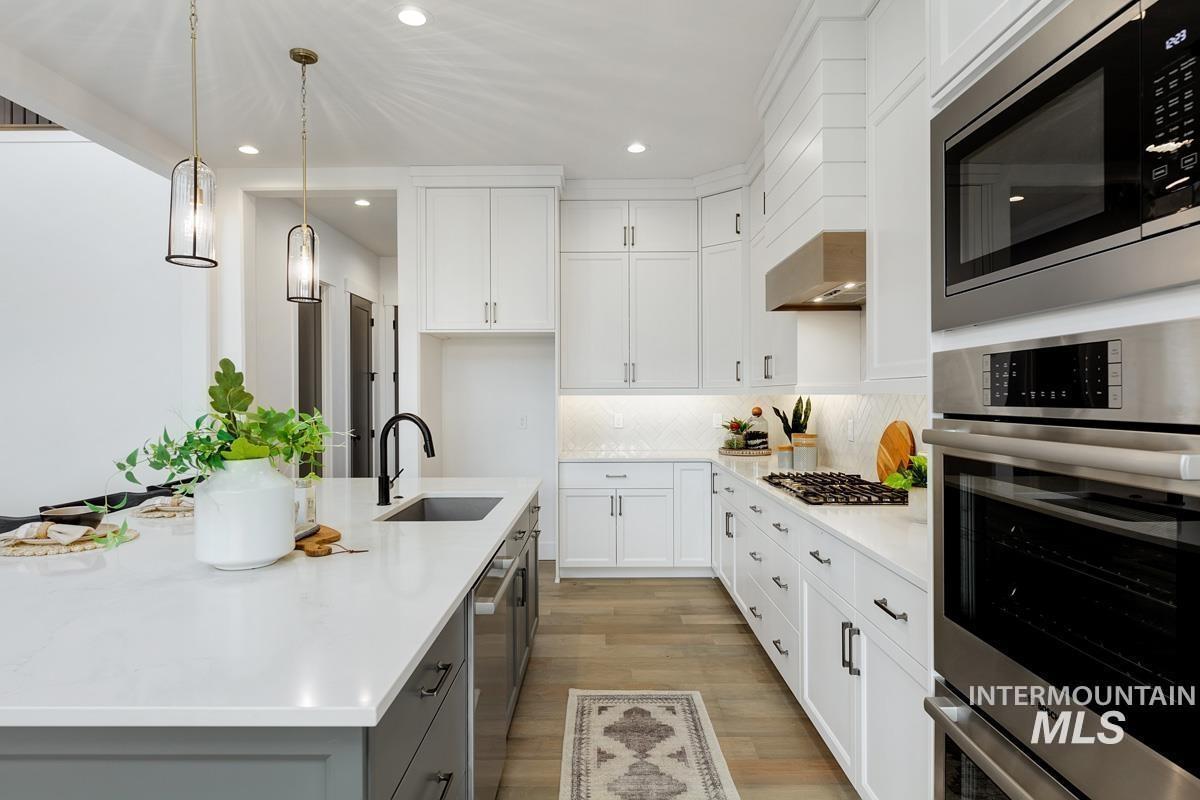 7008 Saddle Bred Way, Star, Idaho 83669, 4 Bedrooms, 3.5 Bathrooms, Residential For Sale, Price $1,149,000,MLS 98971378