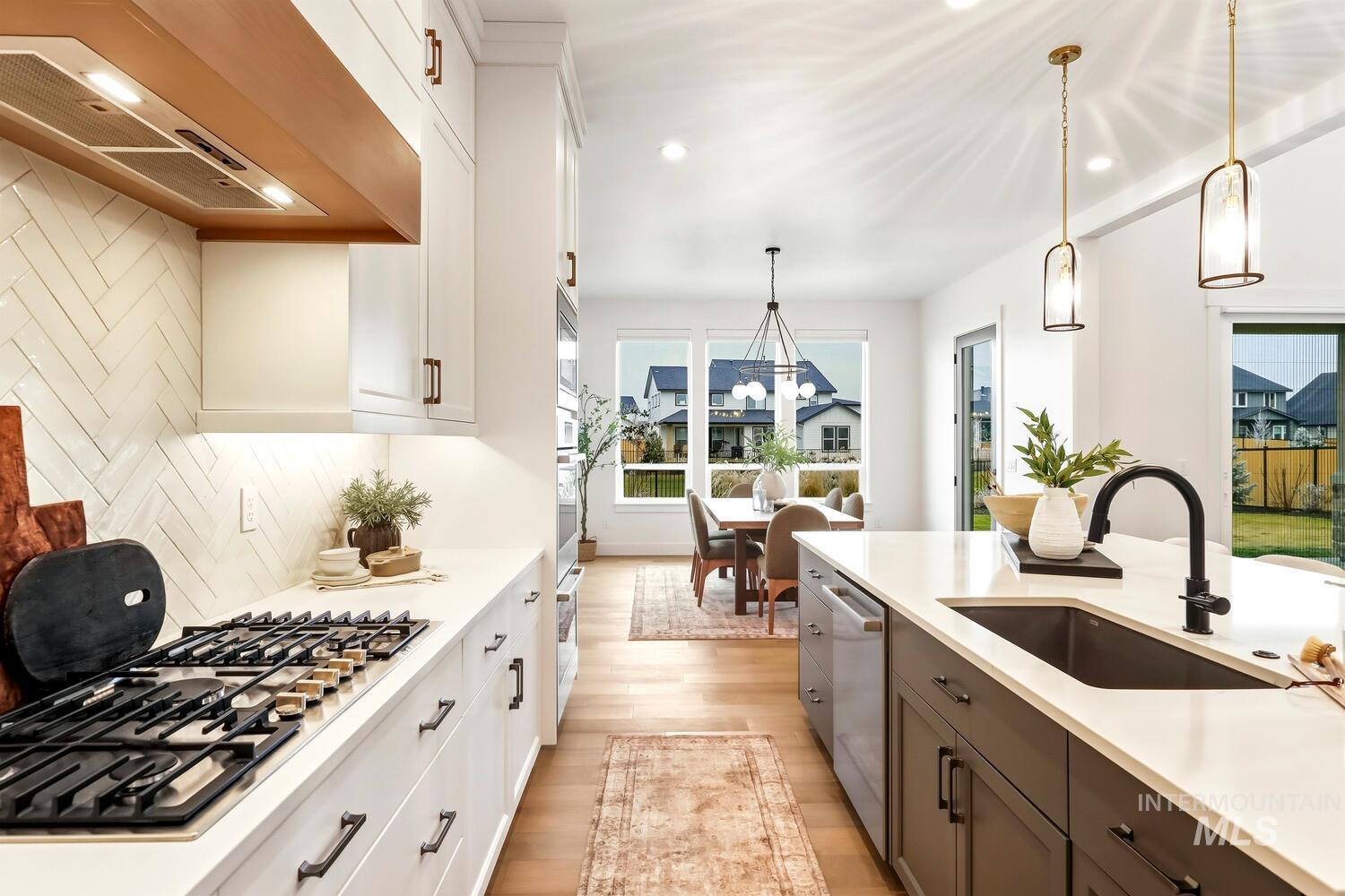 7008 Saddle Bred Way, Star, Idaho 83669, 4 Bedrooms, 3.5 Bathrooms, Residential For Sale, Price $1,149,000,MLS 98971378