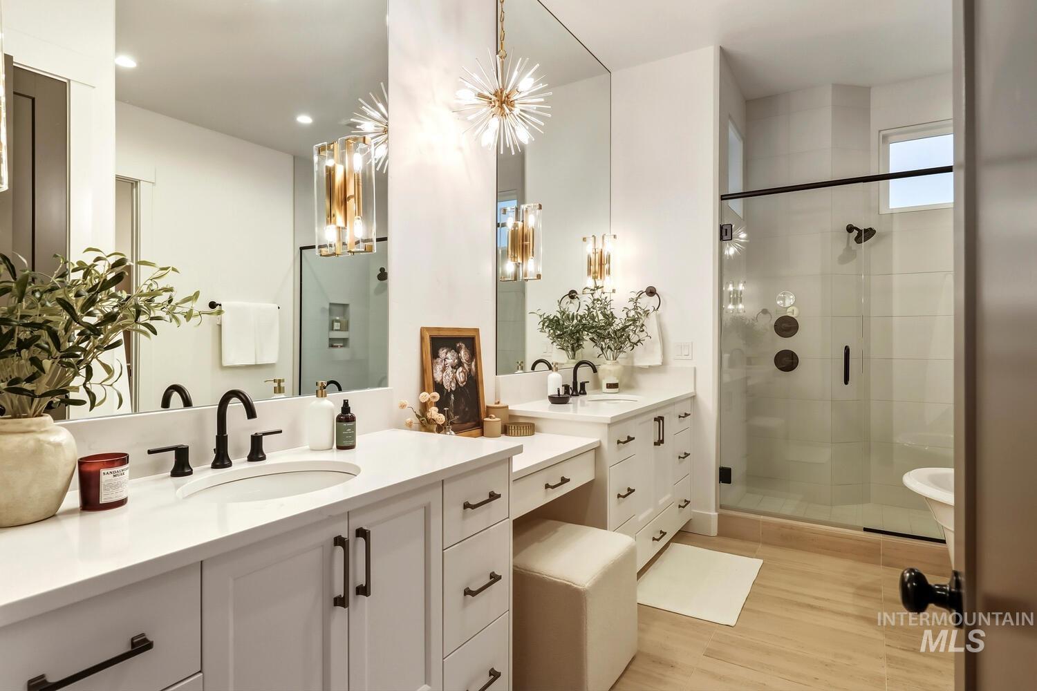 7008 Saddle Bred Way, Star, Idaho 83669, 4 Bedrooms, 3.5 Bathrooms, Residential For Sale, Price $1,149,000,MLS 98971378