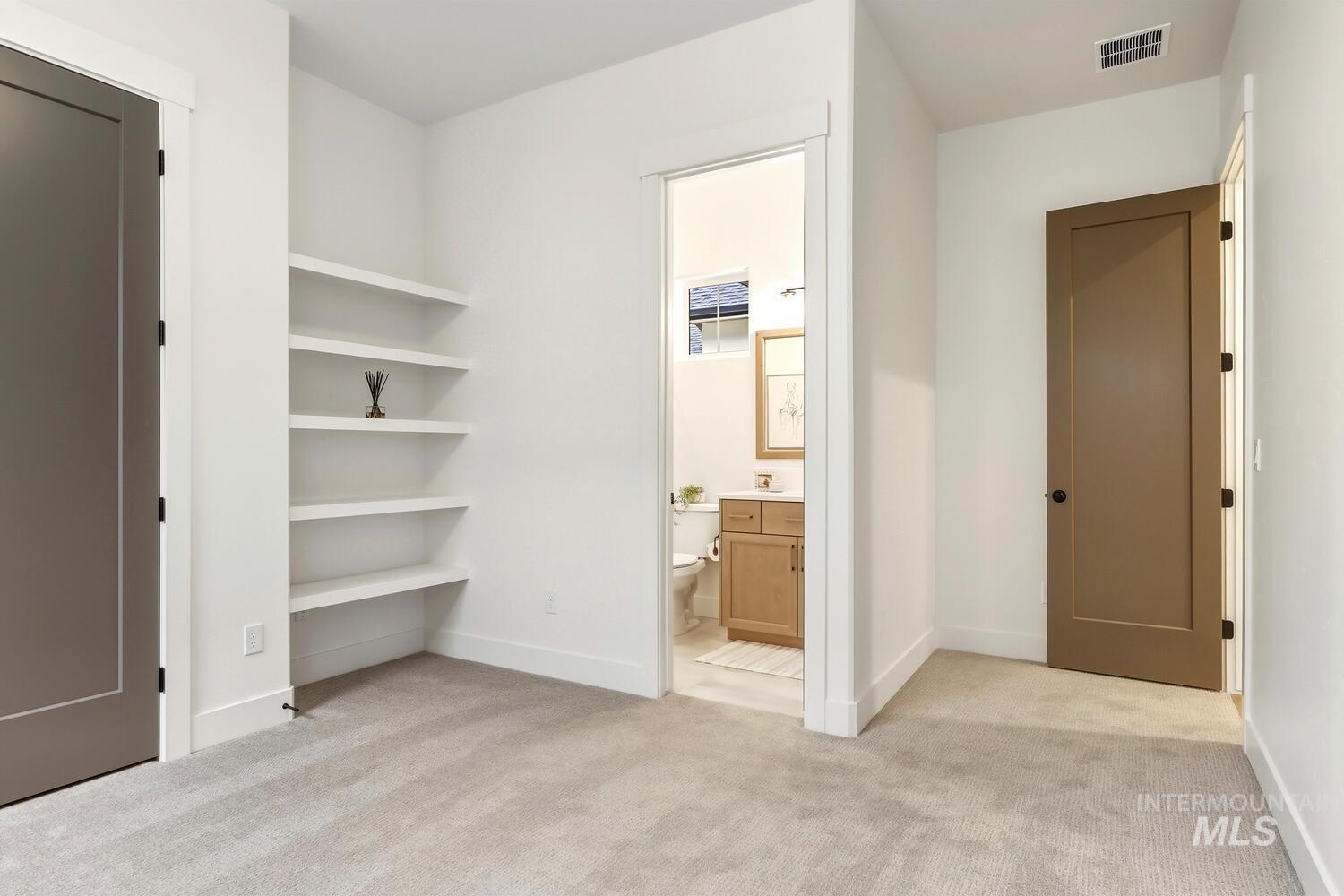 7008 Saddle Bred Way, Star, Idaho 83669, 4 Bedrooms, 3.5 Bathrooms, Residential For Sale, Price $1,149,000,MLS 98971378