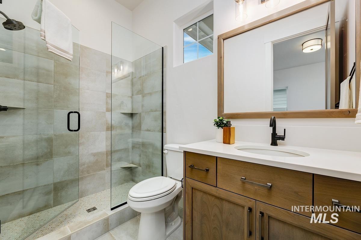 7008 Saddle Bred Way, Star, Idaho 83669, 4 Bedrooms, 3.5 Bathrooms, Residential For Sale, Price $1,149,000,MLS 98971378