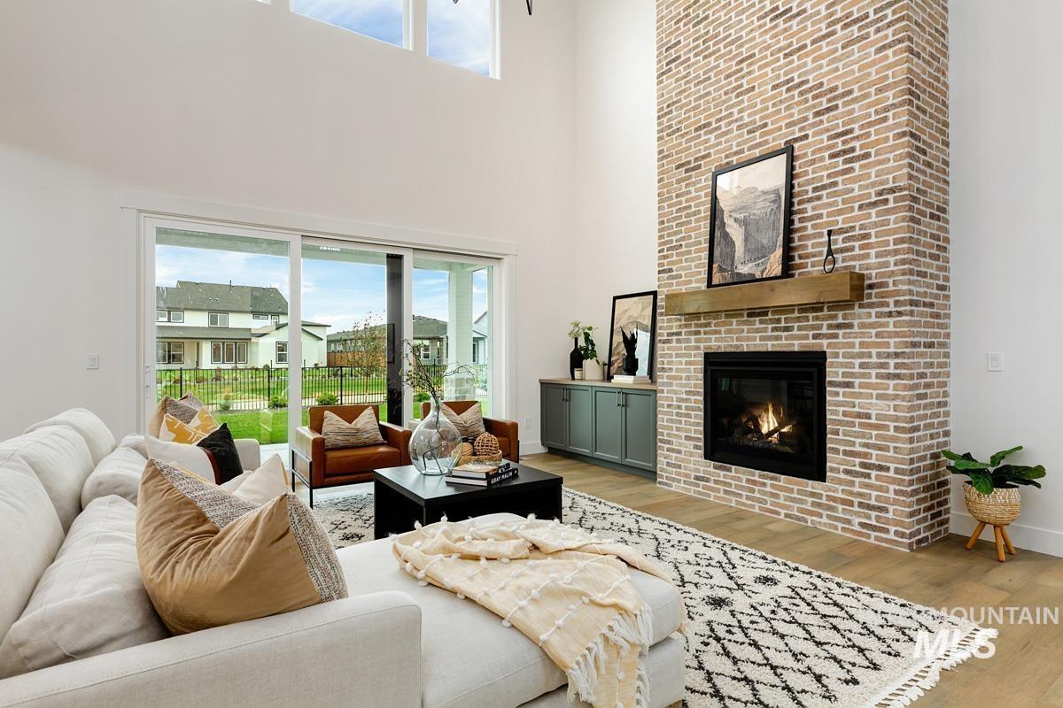 7008 Saddle Bred Way, Star, Idaho 83669, 4 Bedrooms, 3.5 Bathrooms, Residential For Sale, Price $1,149,000,MLS 98971378