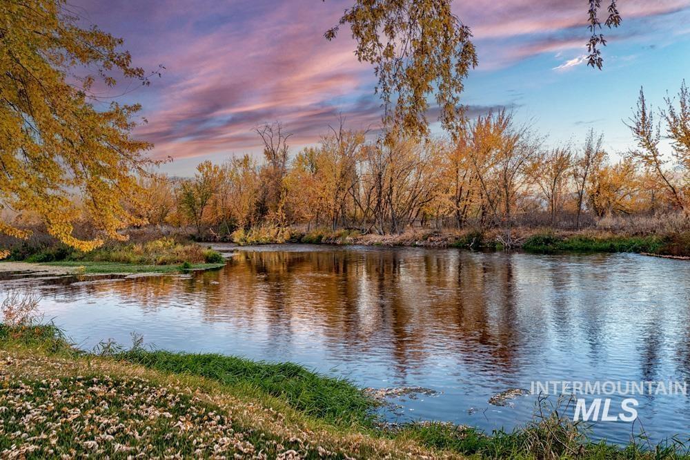 7008 Saddle Bred Way, Star, Idaho 83669, 4 Bedrooms, 3.5 Bathrooms, Residential For Sale, Price $1,149,000,MLS 98971378