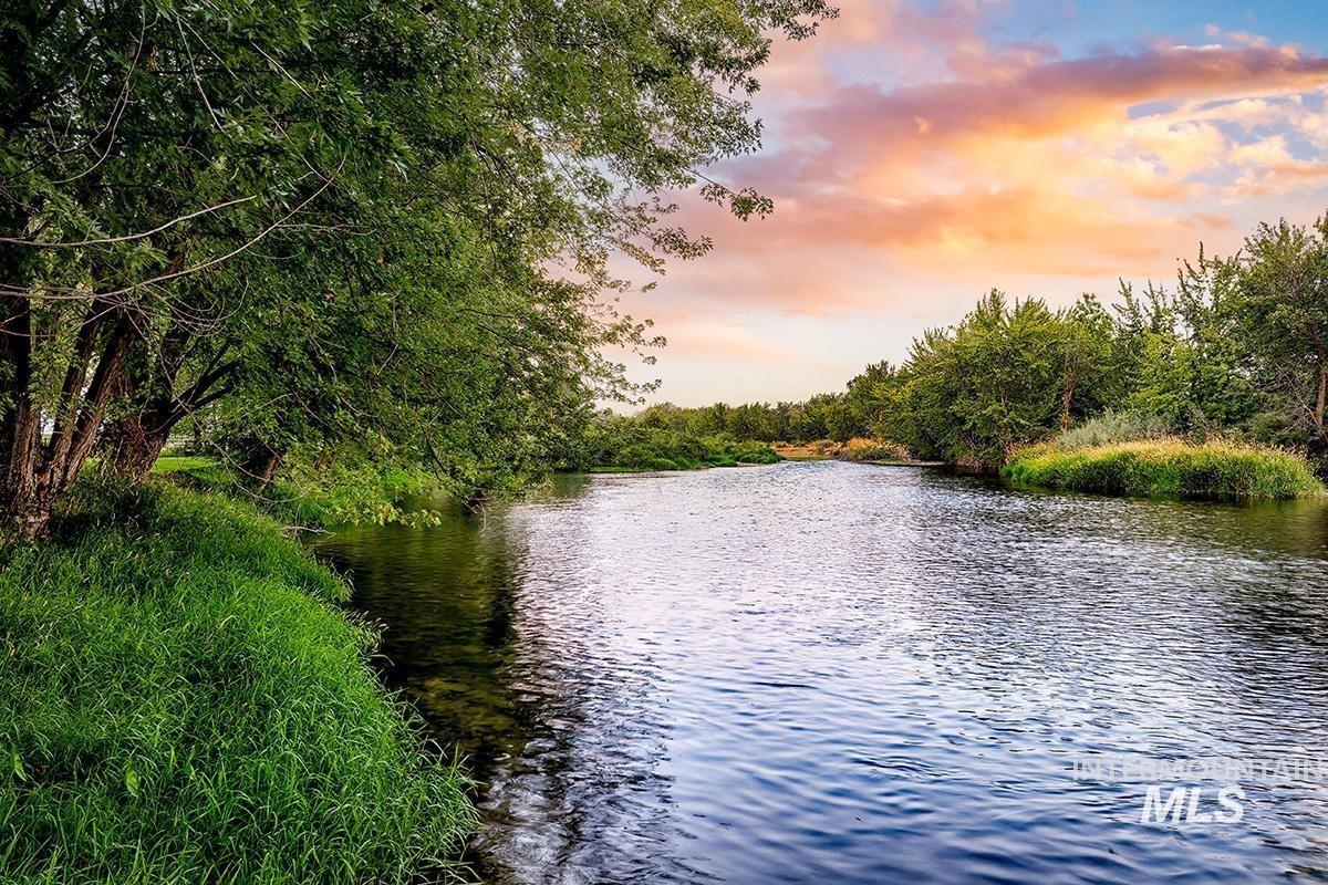 7008 Saddle Bred Way, Star, Idaho 83669, 4 Bedrooms, 3.5 Bathrooms, Residential For Sale, Price $1,149,000,MLS 98971378