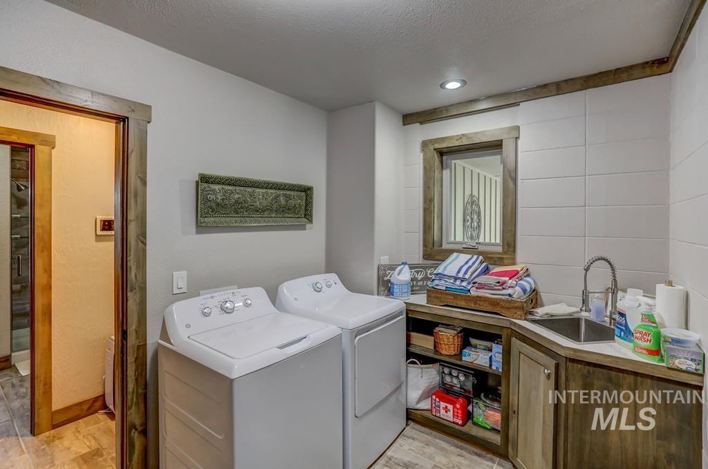 212 RioVista, McCall, Idaho 83638, 5 Bedrooms, 4 Bathrooms, Residential For Sale, Price $1,669,000,MLS 98971379