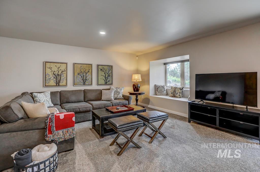 212 RioVista, McCall, Idaho 83638, 5 Bedrooms, 4 Bathrooms, Residential For Sale, Price $1,669,000,MLS 98971379