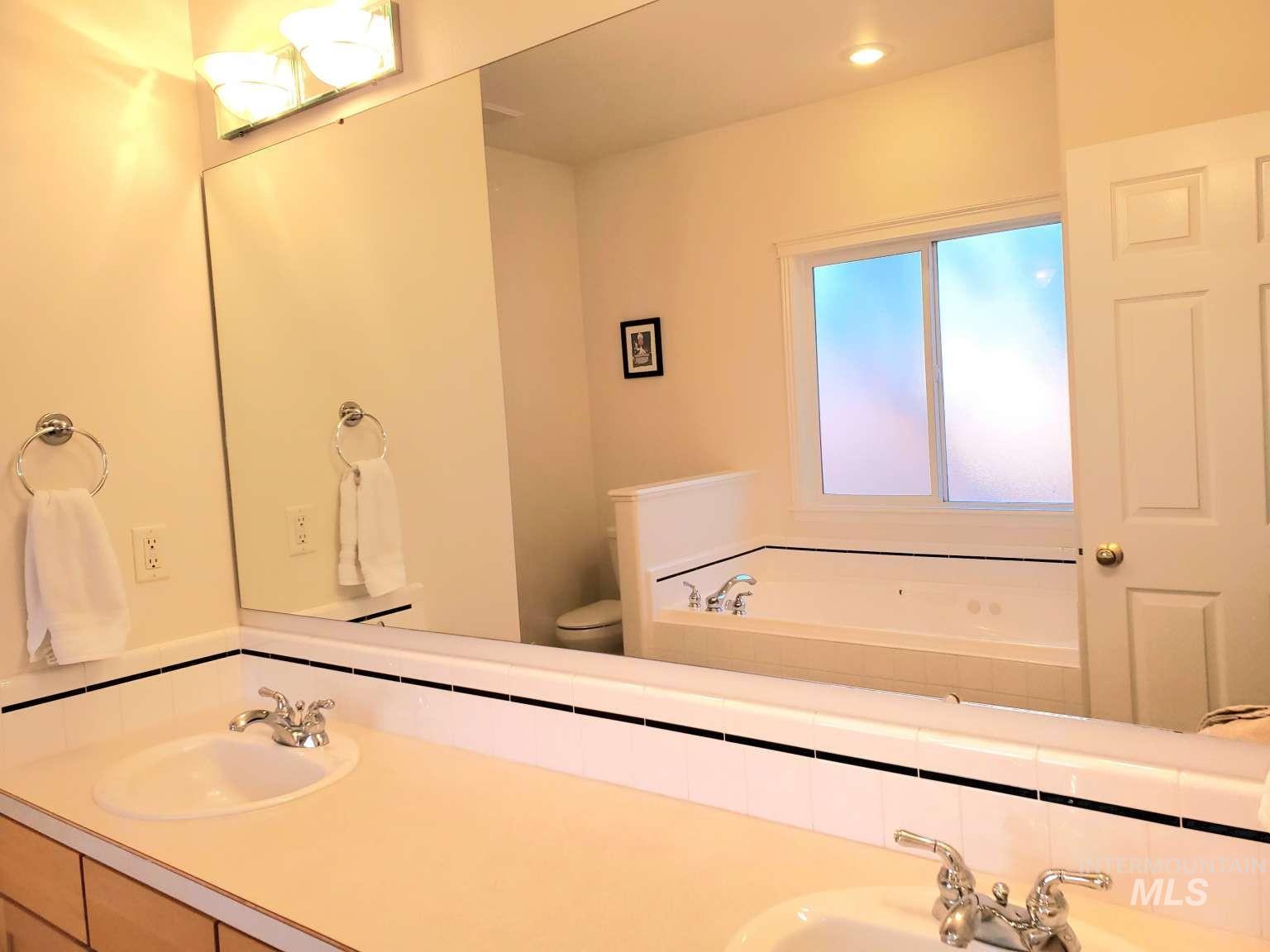 1100 E Wright St, Boise, Idaho 83706, 4 Bedrooms, 3 Bathrooms, Residential For Sale, Price $1,150,000,MLS 98971380